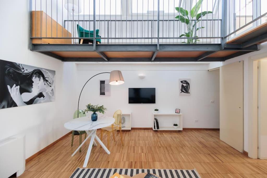 Apartment Urban House - Bright House Navigli Center *