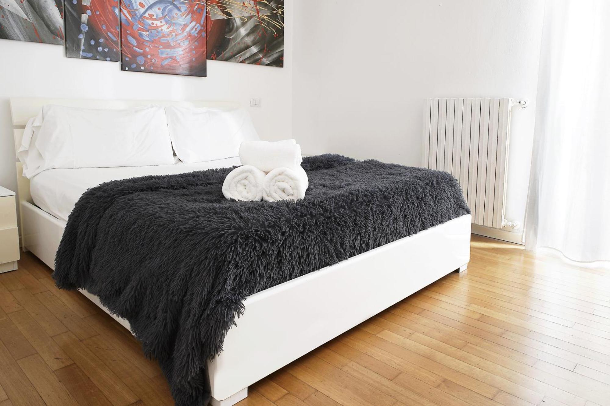 Bilocale Zona 200metri Da Stazione Apartment *