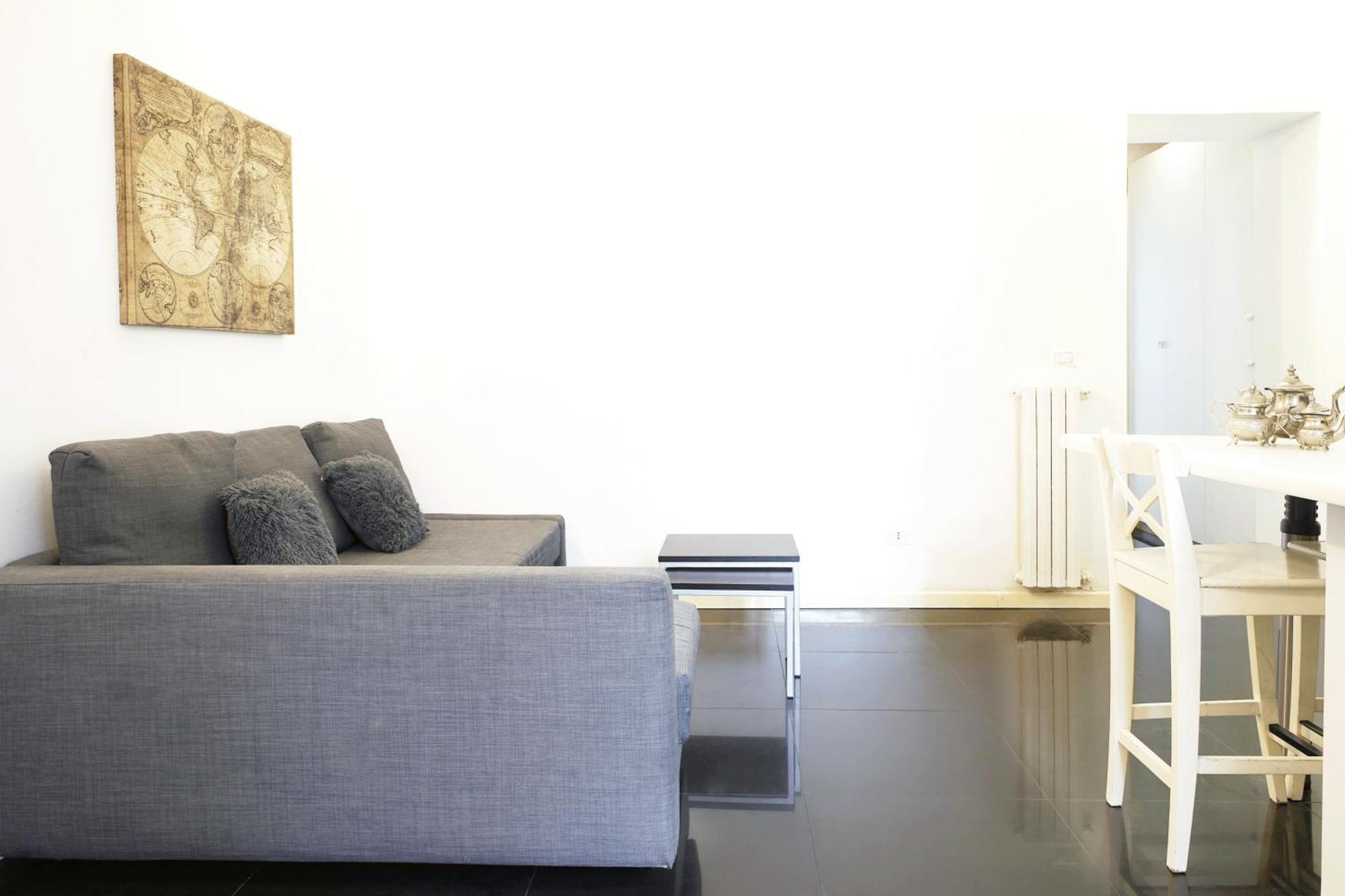 Apartment Bilocale Zona 200metri Da Stazione