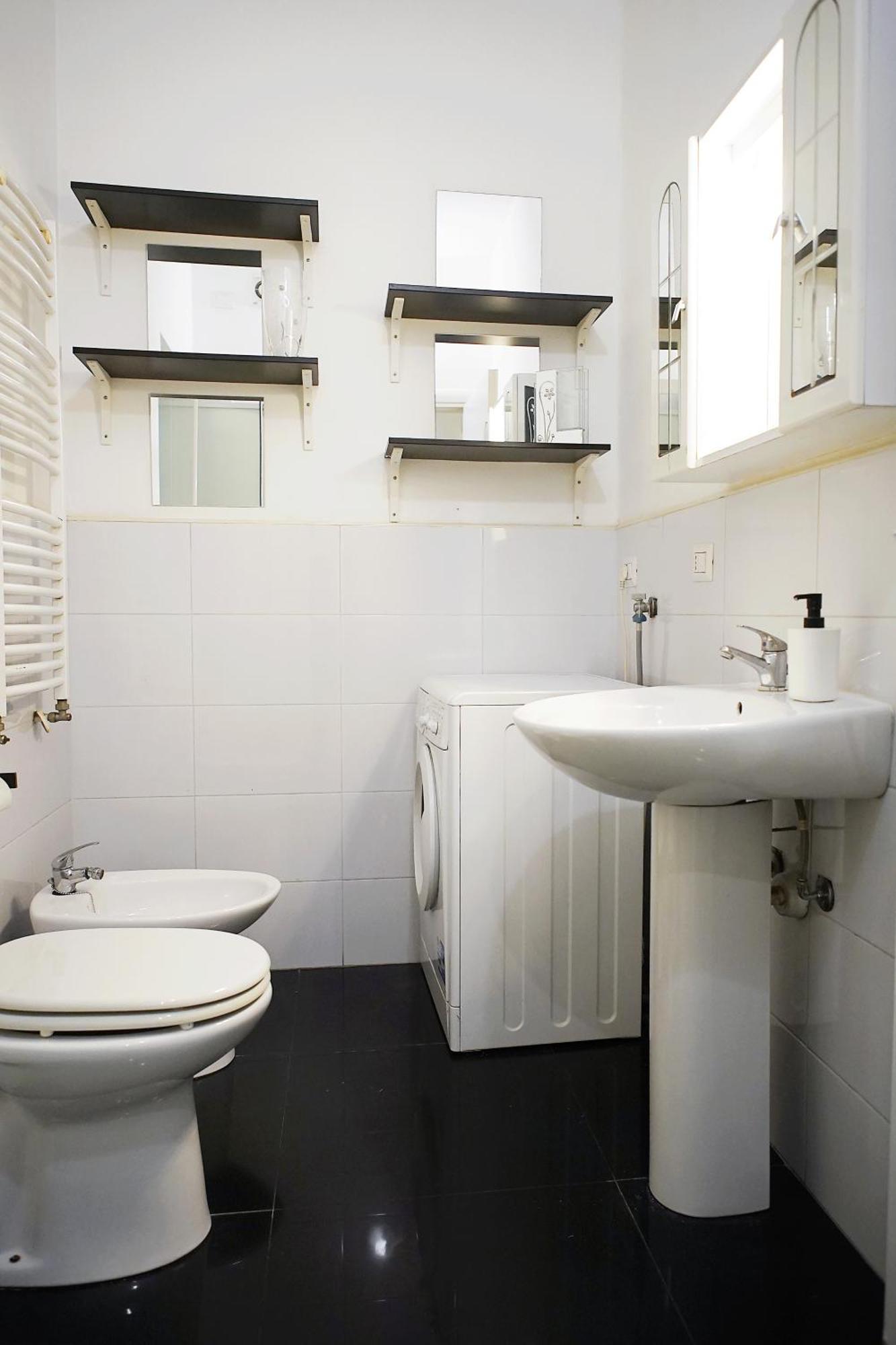 Apartment Bilocale Zona 200metri Da Stazione Mailand