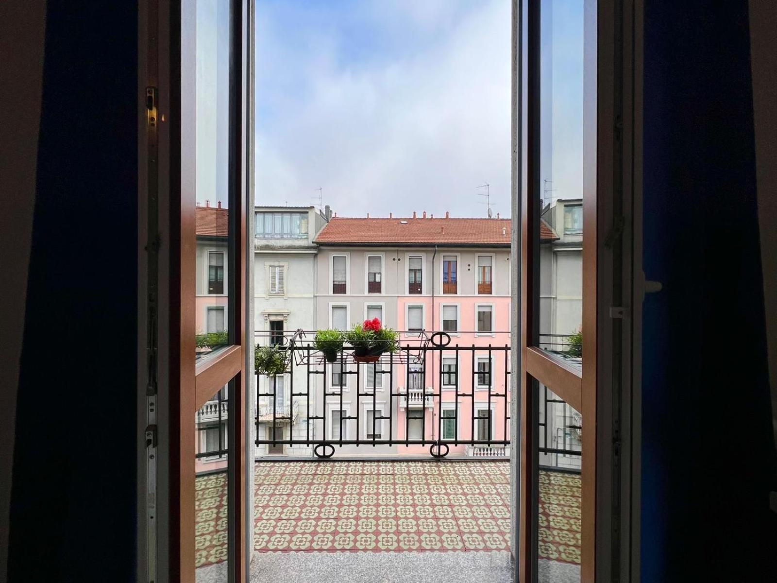 Apartment Apartment-navigli-house Of Mirrors Mailand