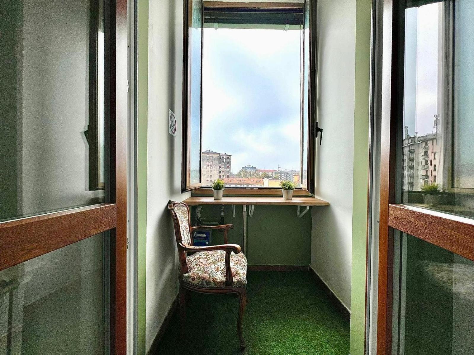 Apartment-navigli-house Of Mirrors Apartment