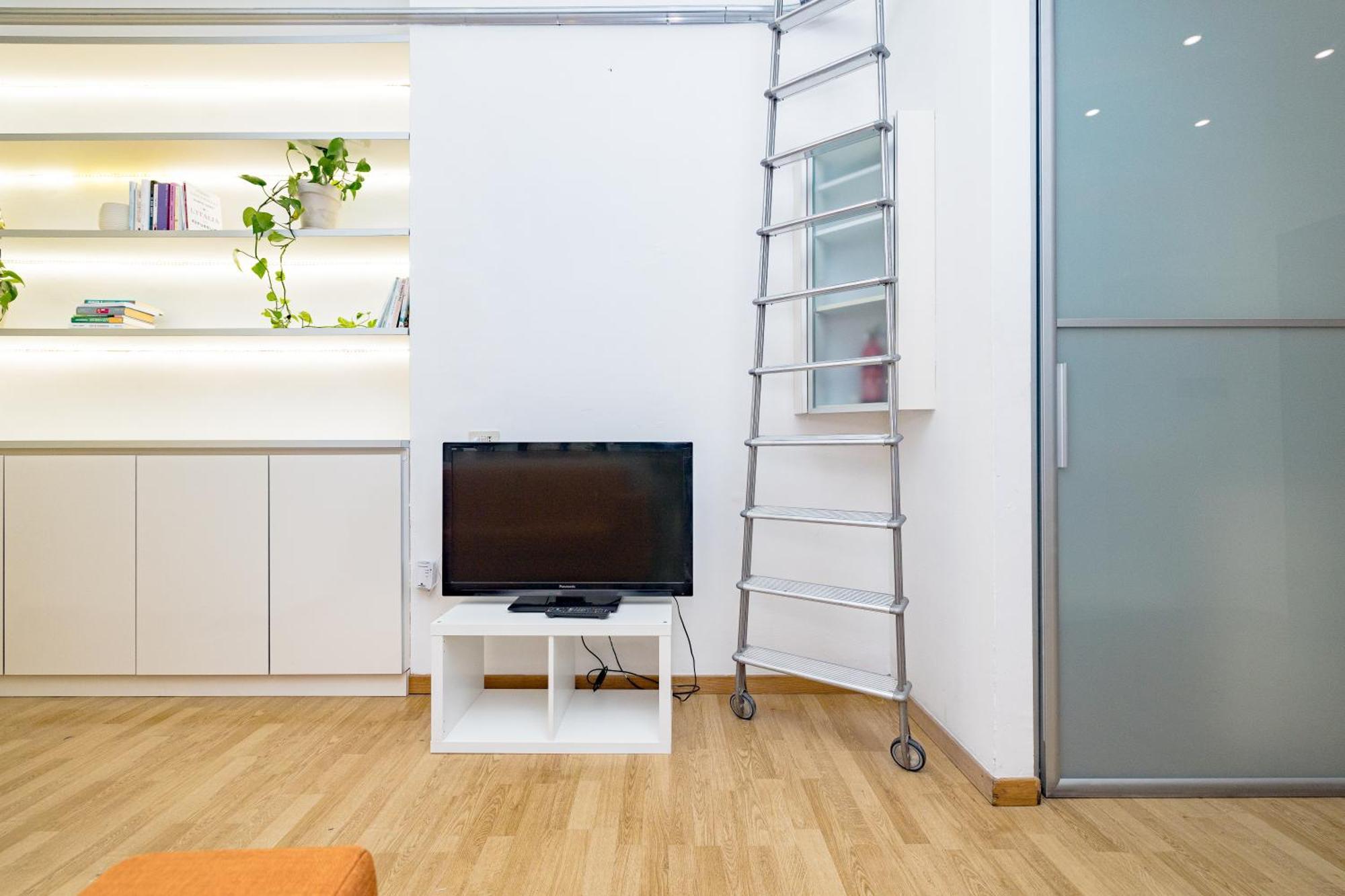 Apartment Minimal Near Bocconi Mailand