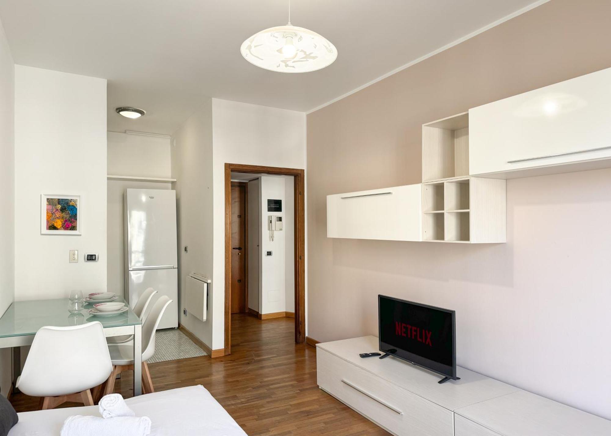 Navigli - New Exclusive House Apartment *
