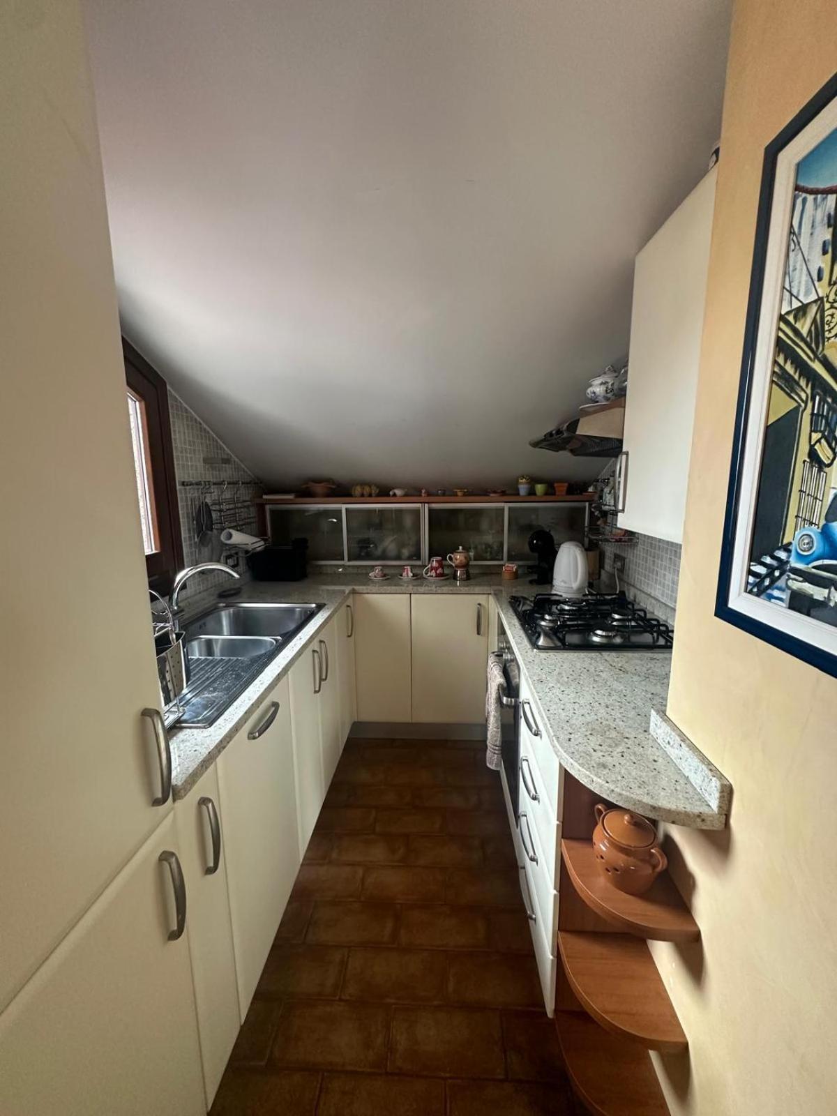 Apartment Penthouse Isola, A Few Steps From Offices Cortina 26