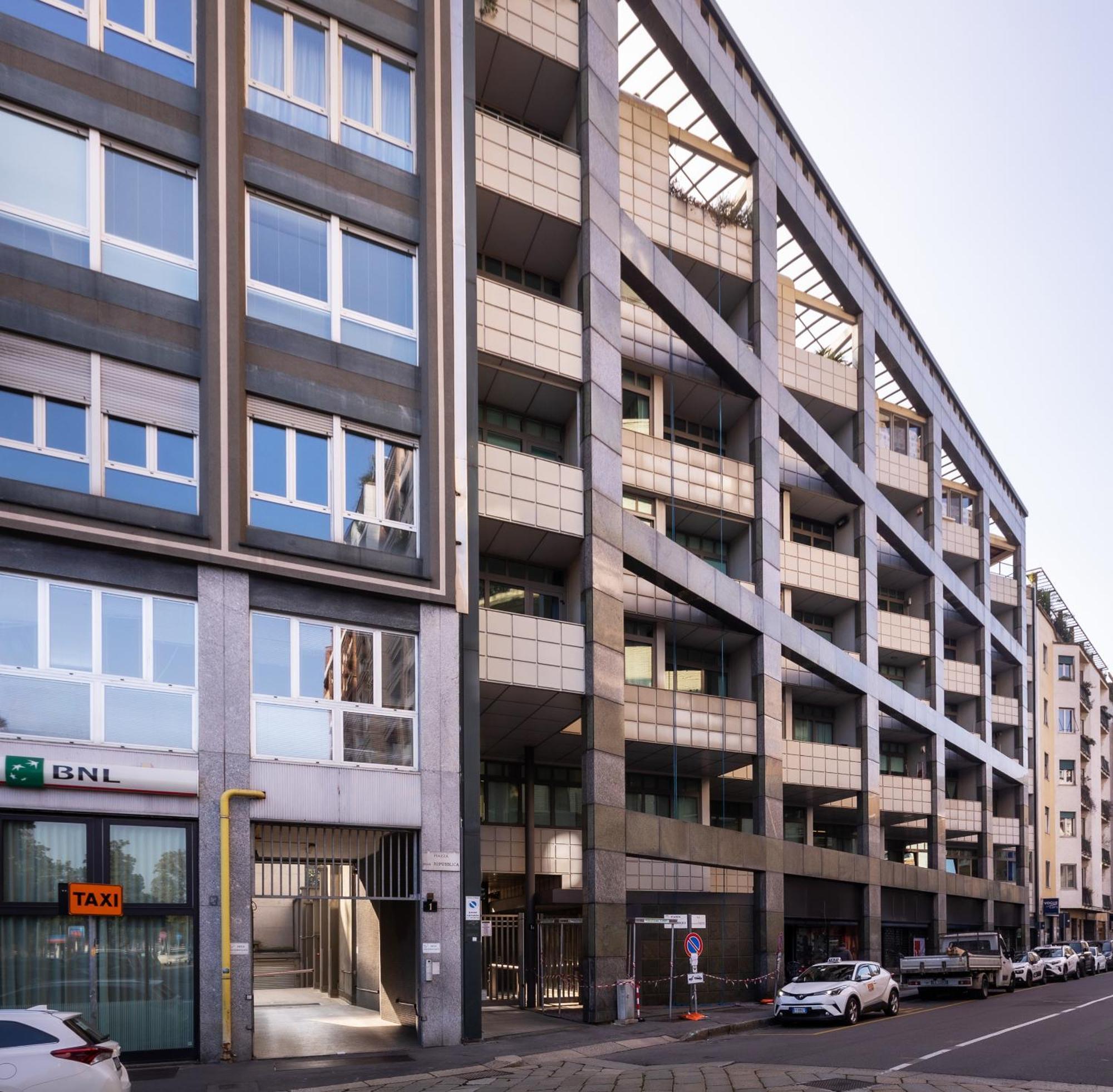 Ampio Bilocale Repubblica - Mirable Pm Apartment