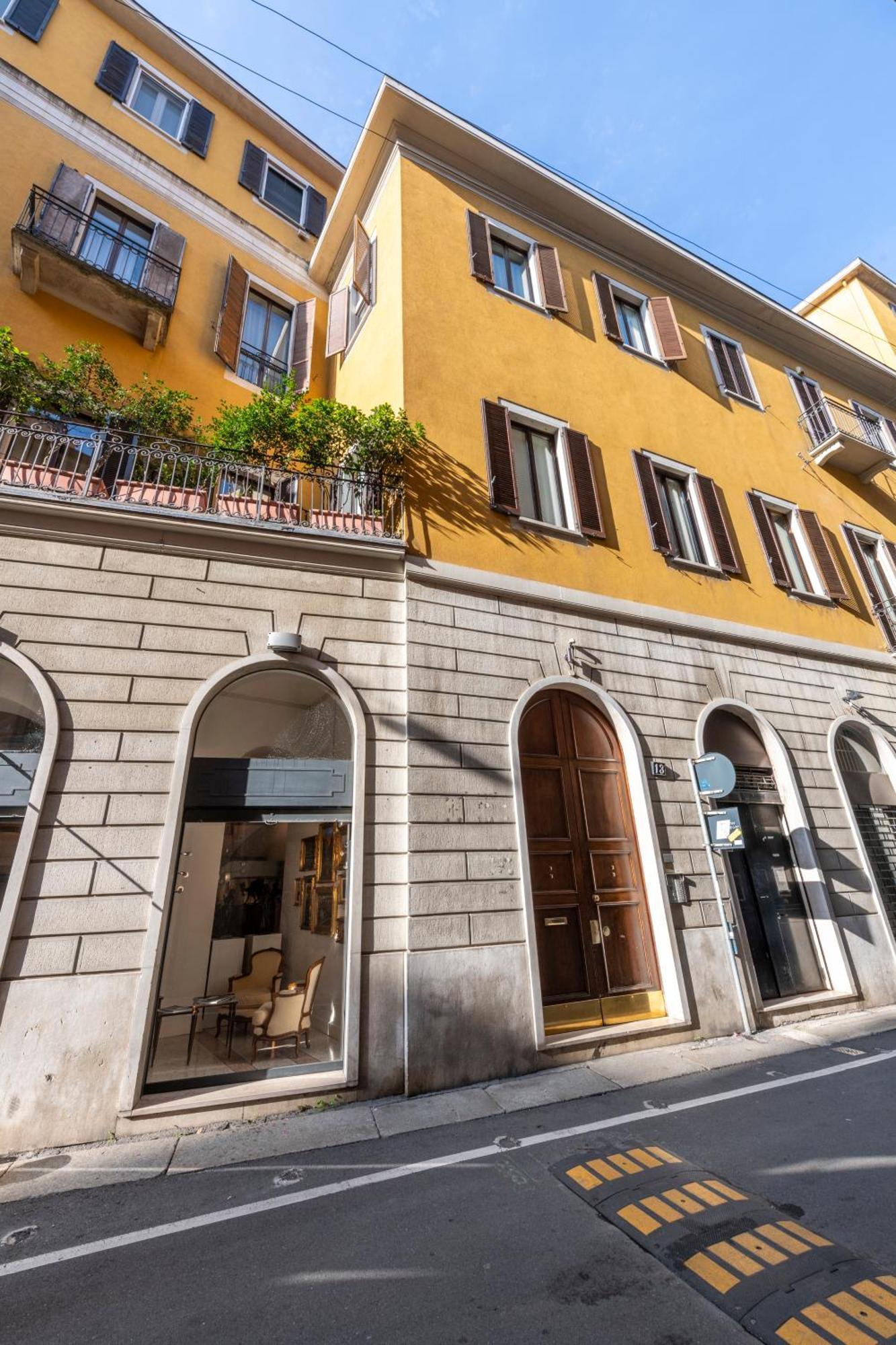 San Babila Luxury - 7sundays * Mailand