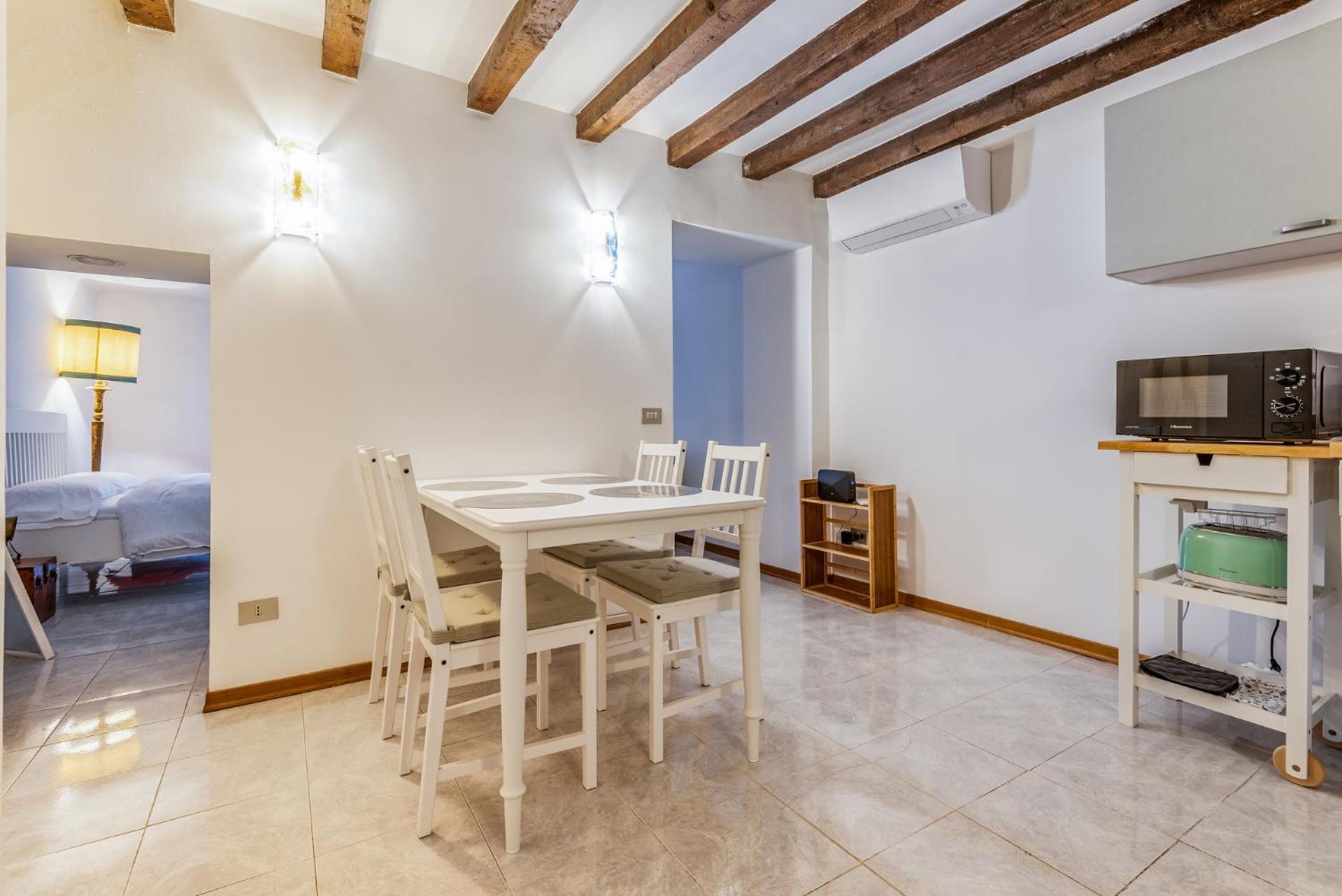Brand New 3 Pax Wi-fi - Darsena Via Mortara