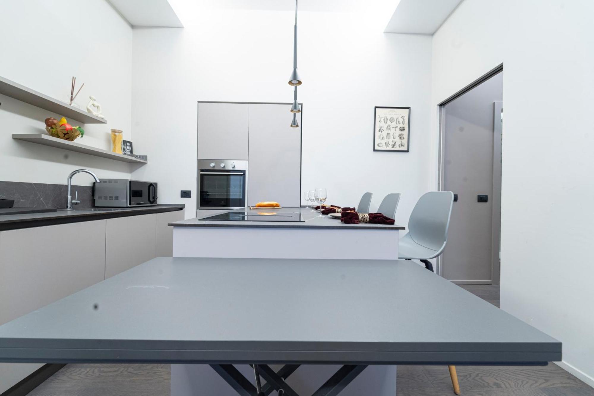 Designed In Center Gae Aulenti Area With Ac, Wifi And Subway Airport Connected Steps From Station Apartamento *