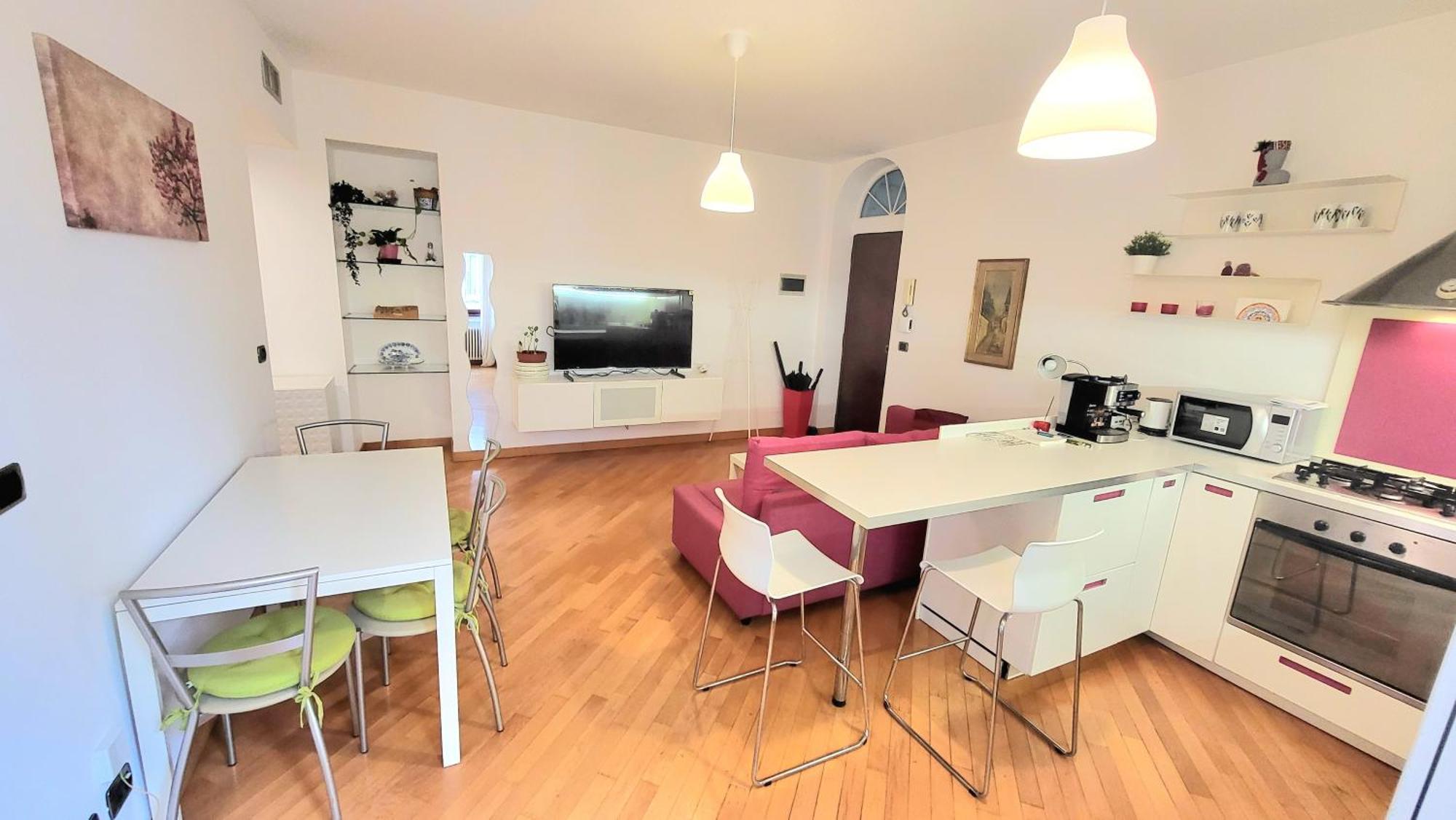 Lux Retreat 3room Near Fashion District Wifi&netflx Apartment
