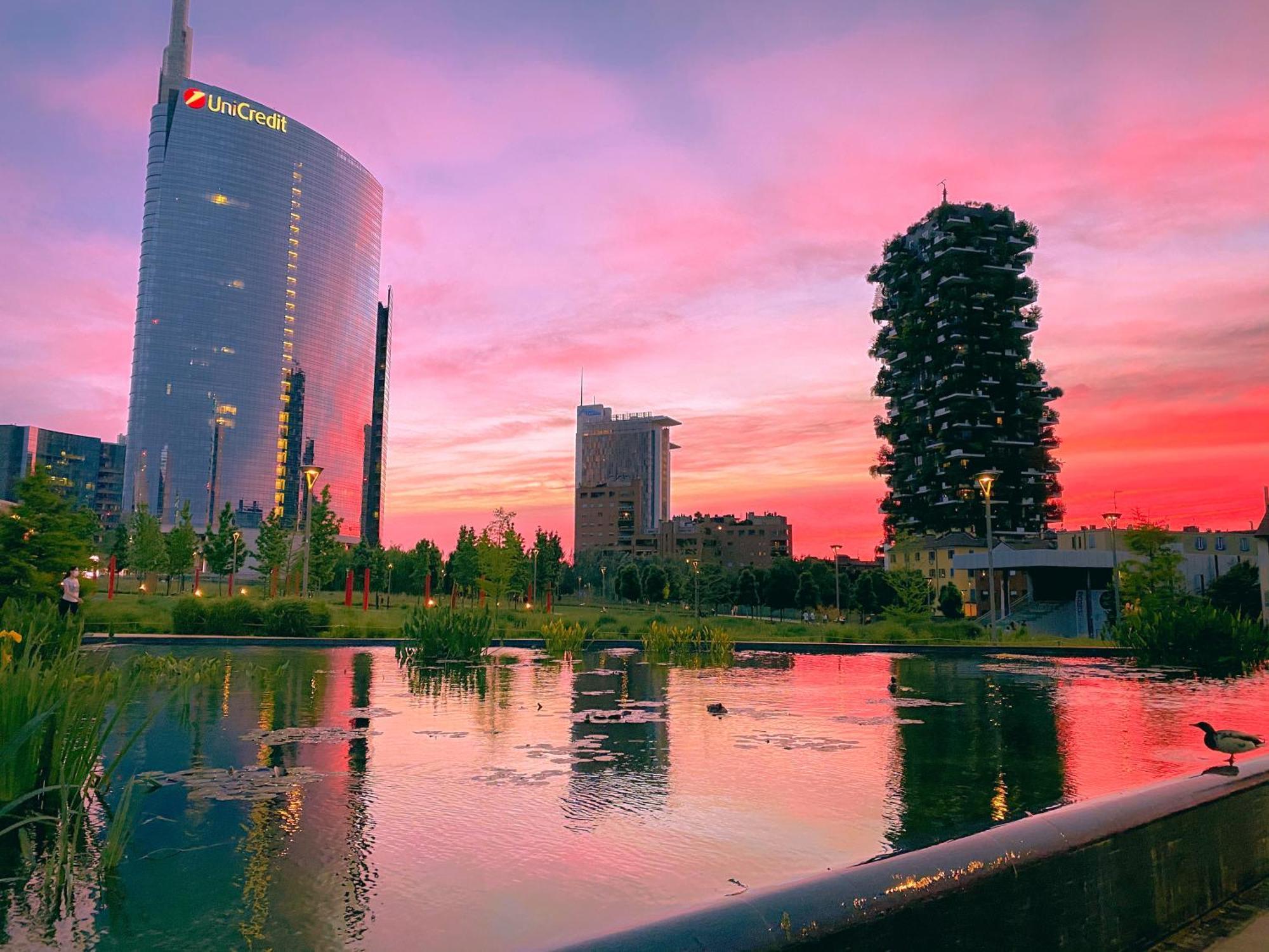 Apartment Cardano Blue - 5 Min Da Stazione