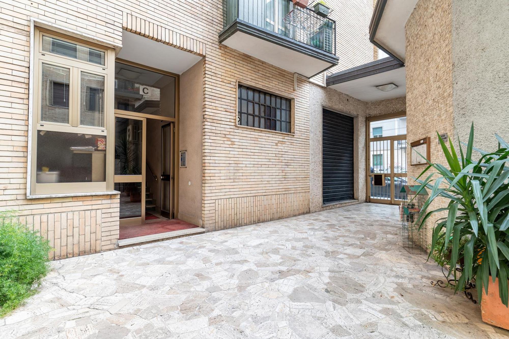 Apartment Porta Romana Nuovo Trilocale Wifi E Ac *