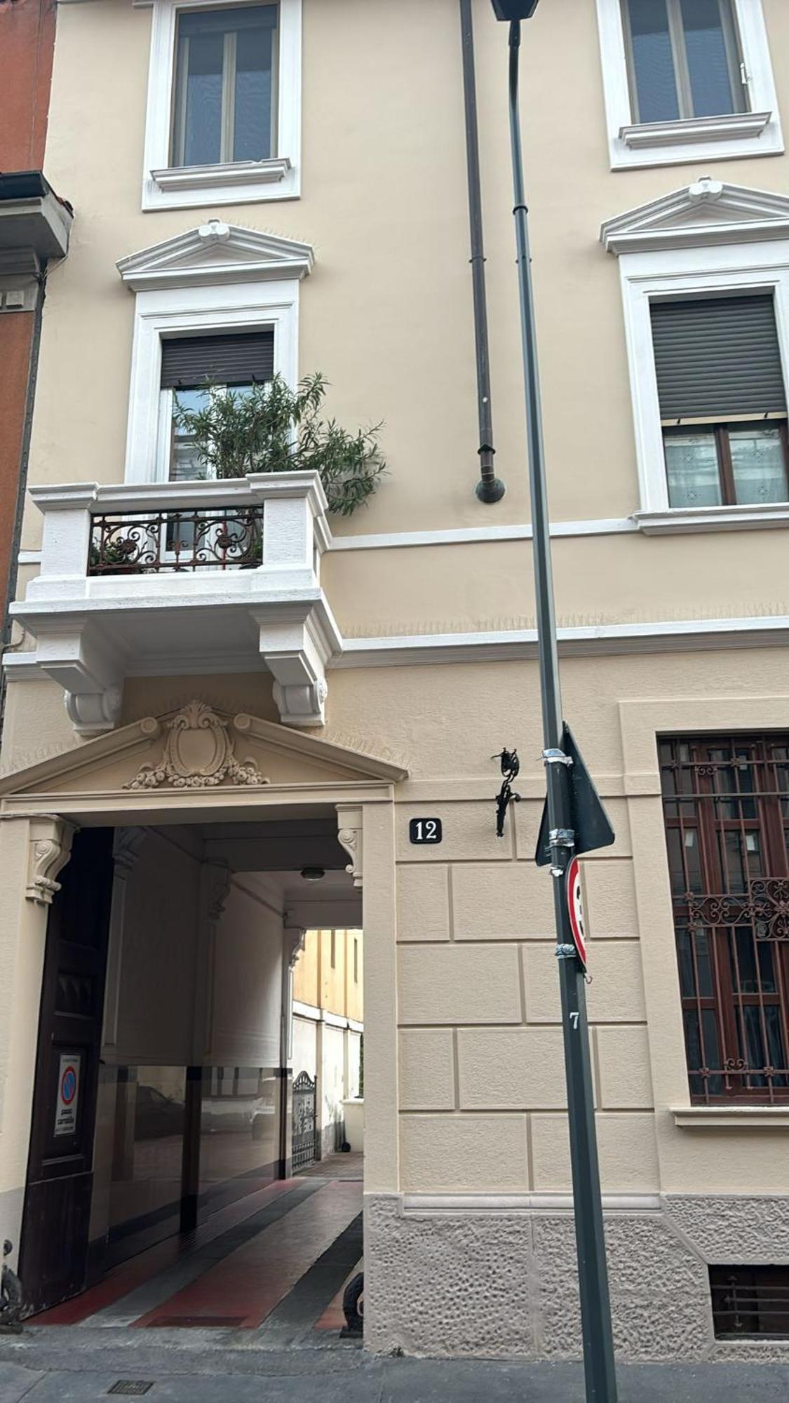 Apartment Magnifico D'epoca Ai Navigli Colazione Inclusa *