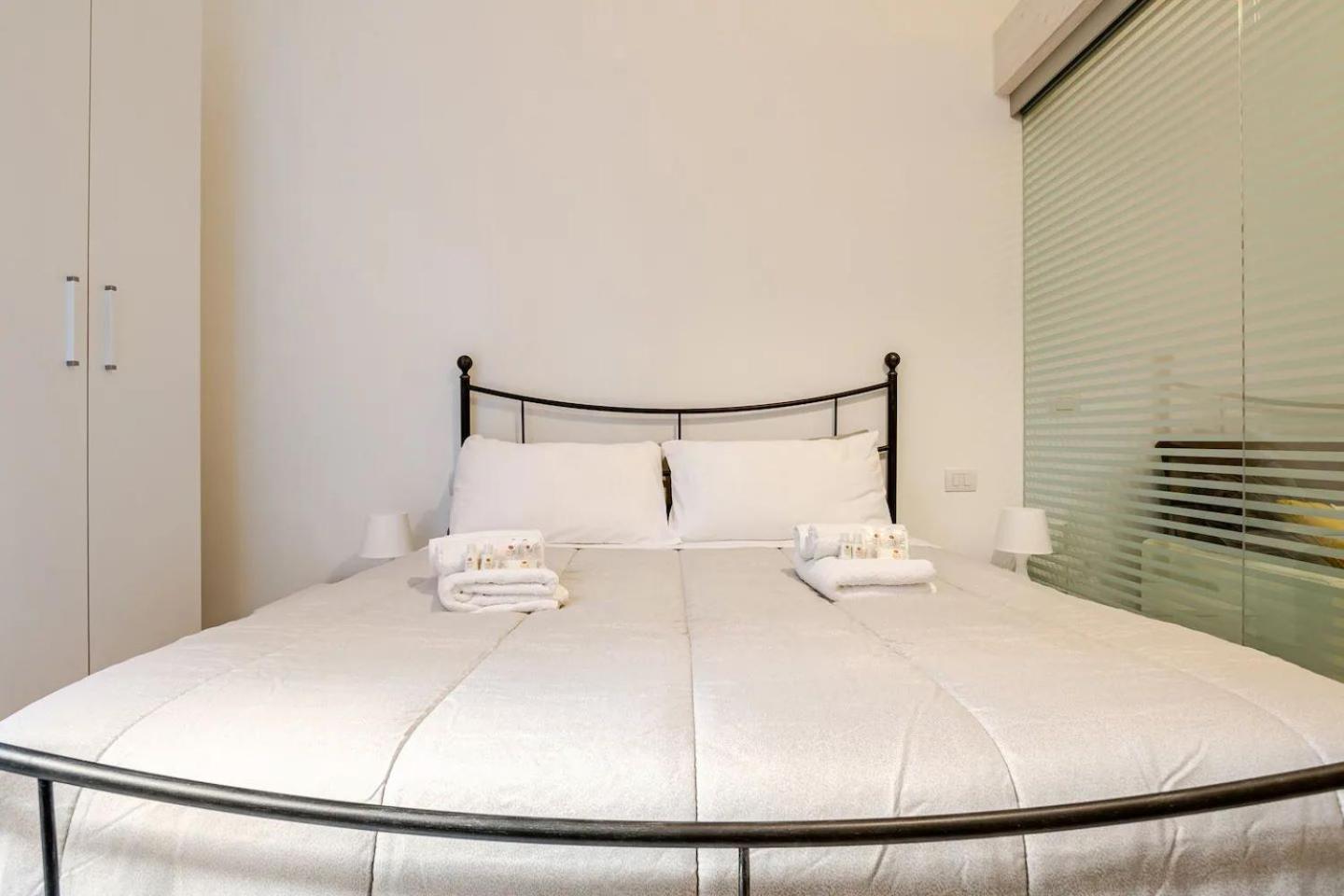 Elegance - - Via Spartaco Apartment *