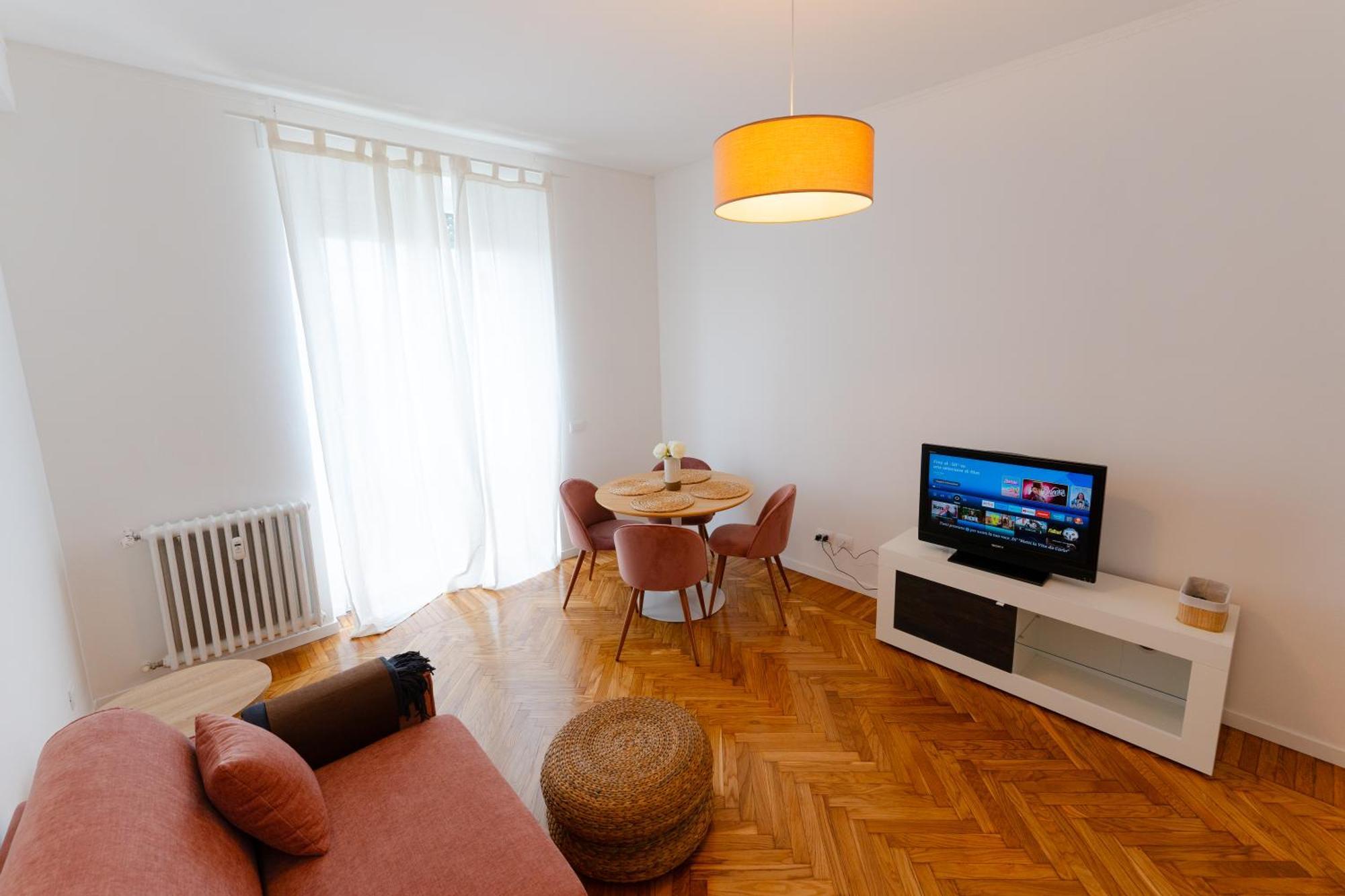 Apartment Casa Soperga, Corso Buenos Aires, Loreto, Mailand