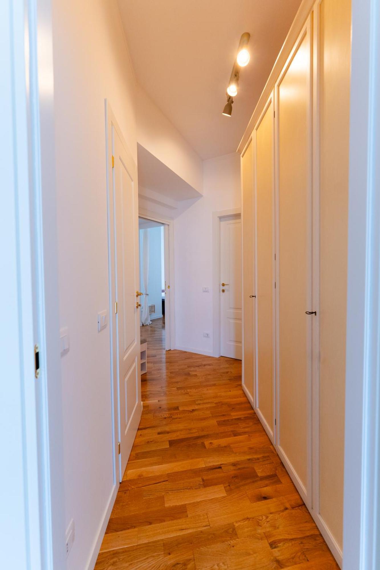 Casa Soperga, Corso Buenos Aires, Loreto, Apartment *
