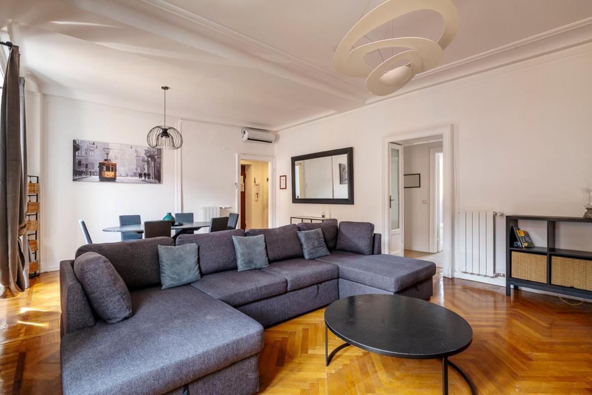 Exclusive 3 Bedrooms In Brera Apartment Mailand
