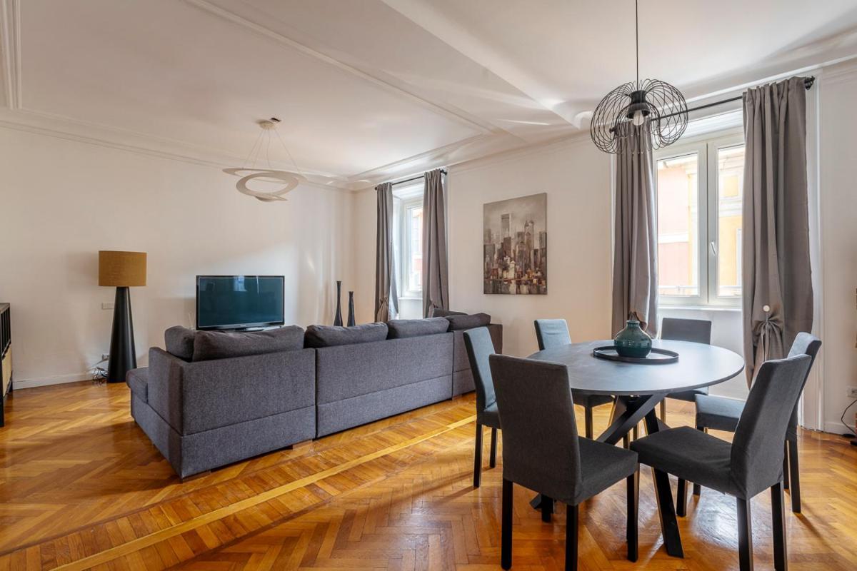 Exclusive 3 Bedrooms In Brera Apartamento