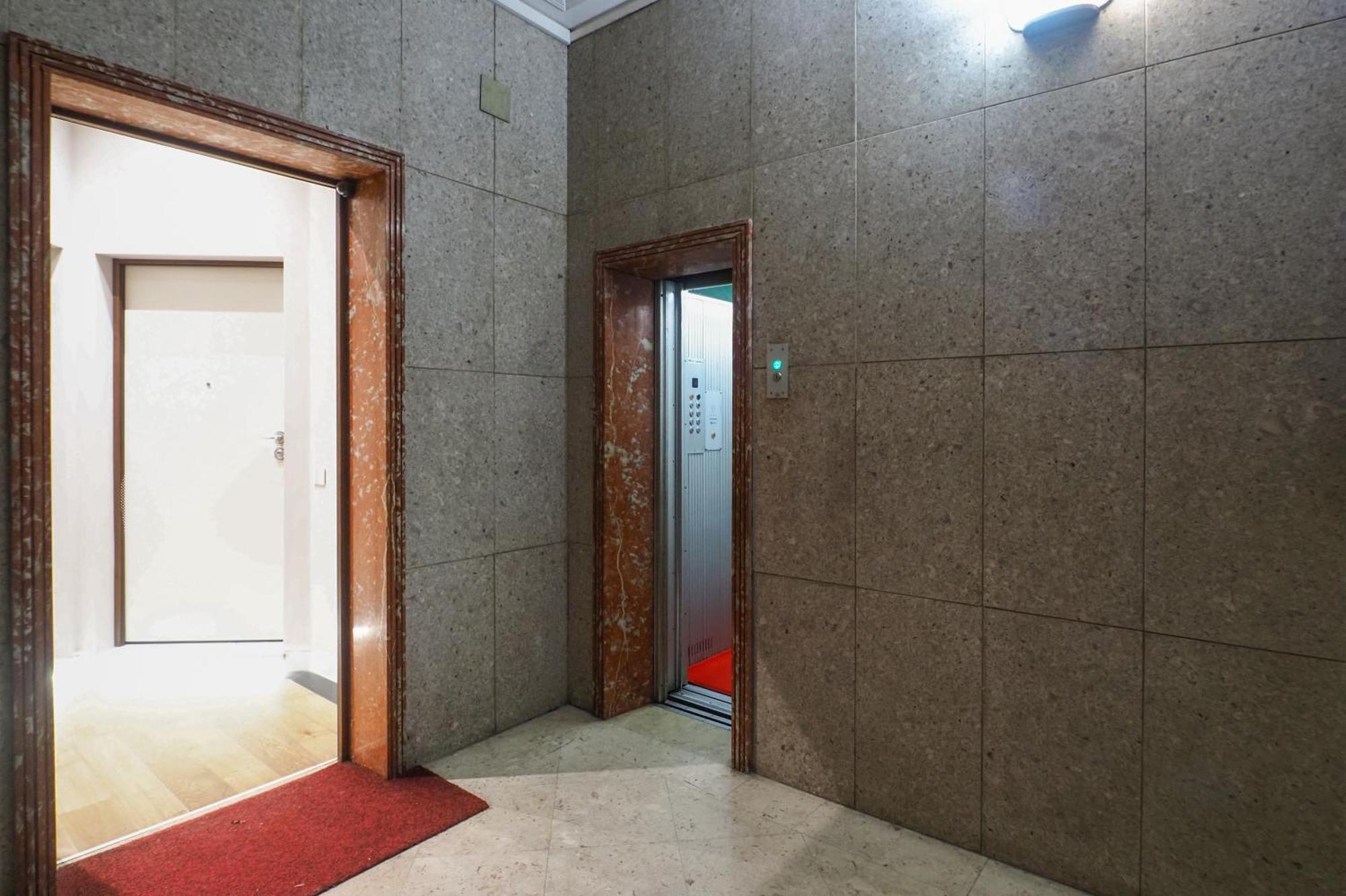 Contempora - Visconti Di Modrone Apartment