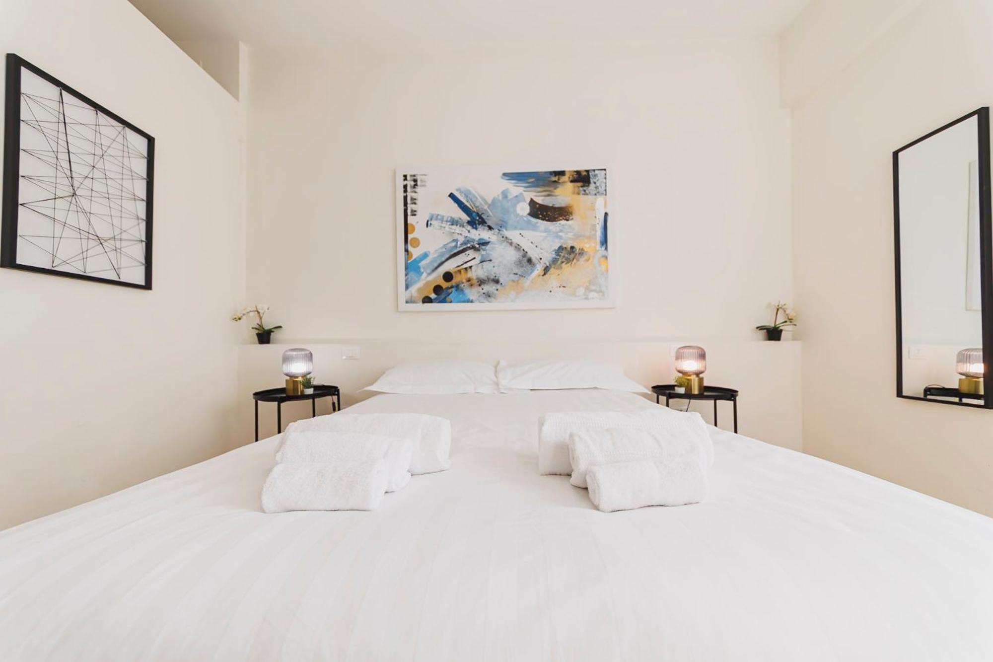 Apartment Luminoso In Porta Venezia Milan