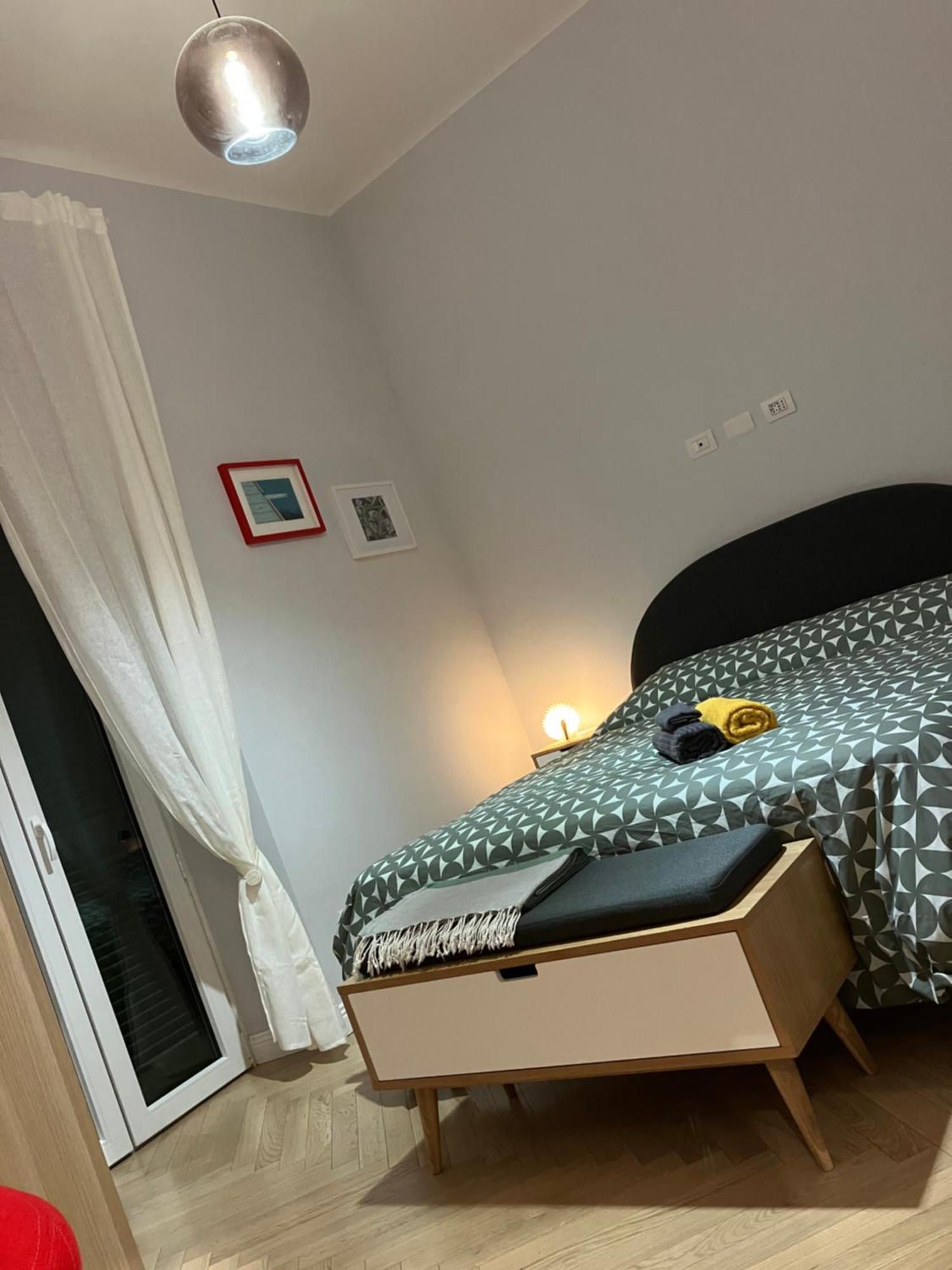 Apartment A Due Passi Da Stazione