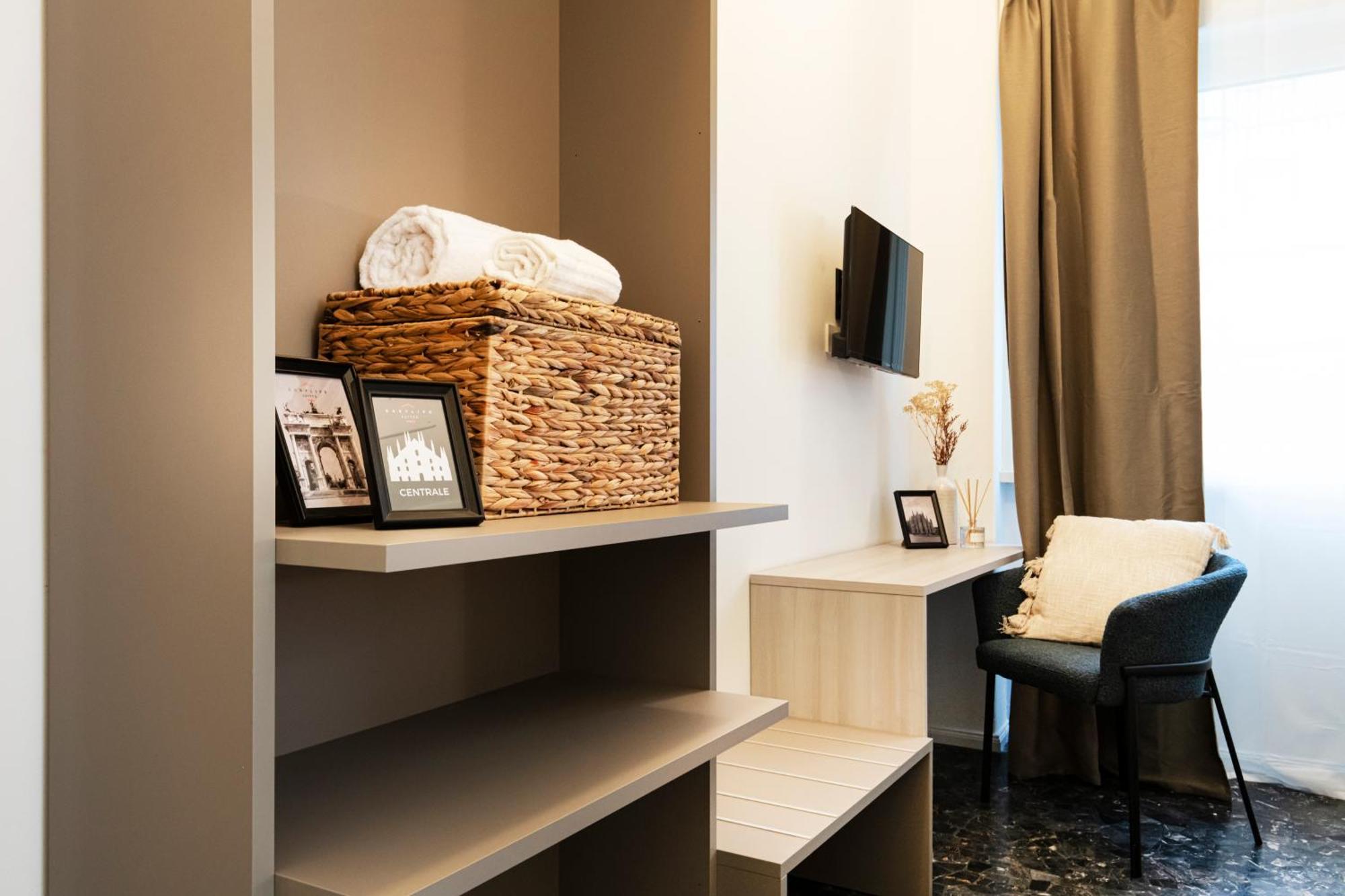 Hotel Easylife - In *