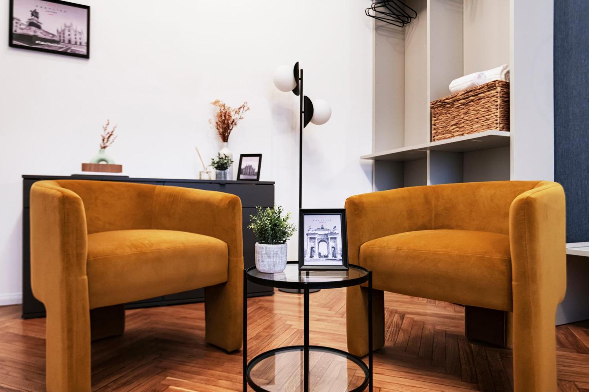 Easylife - In Milan