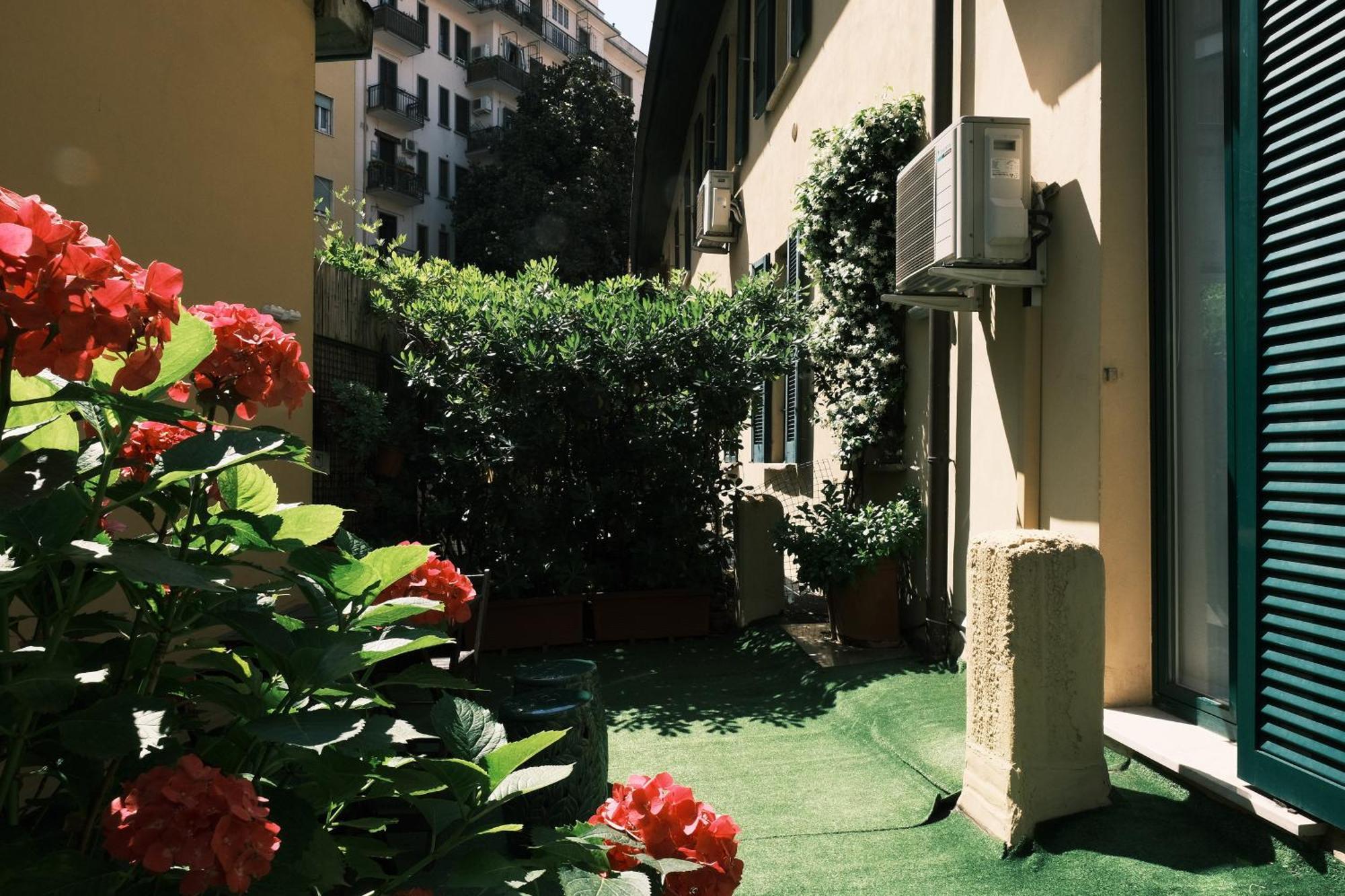 Apartment Comecasa Flowery Terraced Mailand