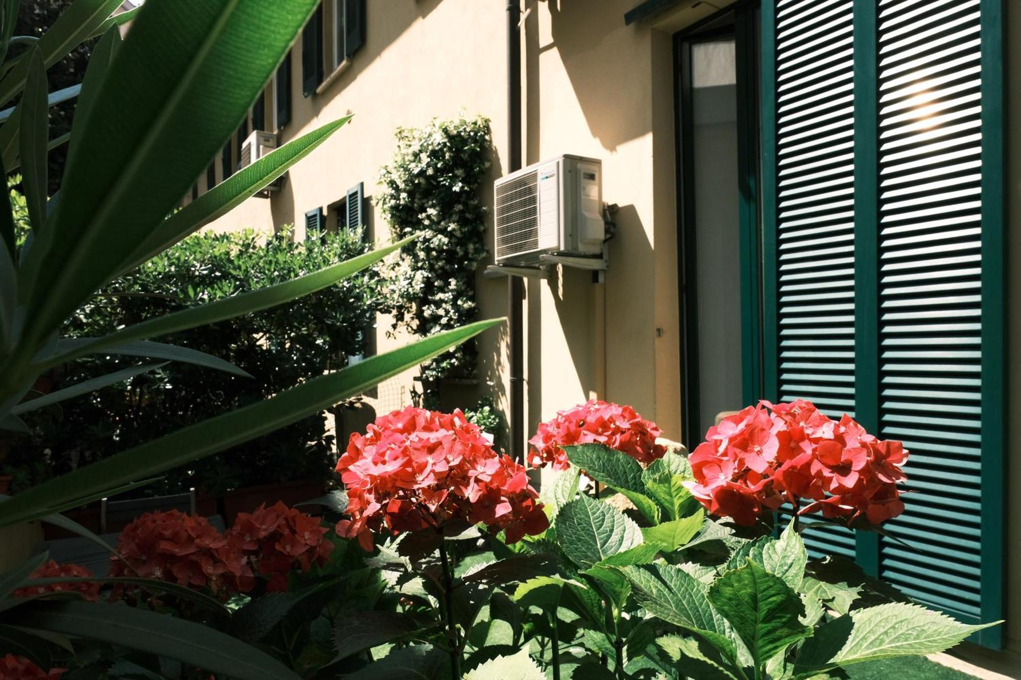 Apartment Comecasa Flowery Terraced Mailand