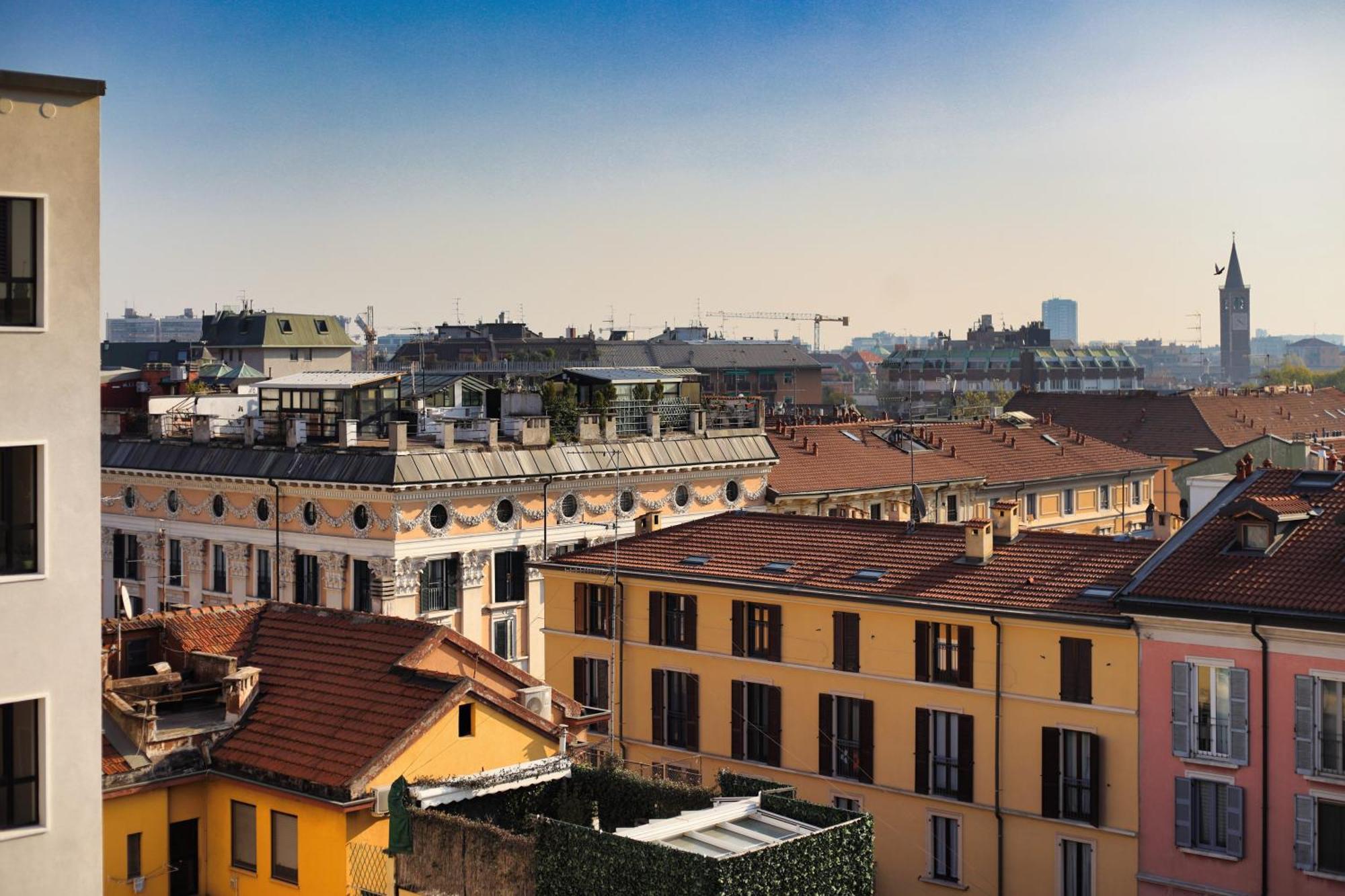 Apartment View, Elegant In Milan's Rooftops