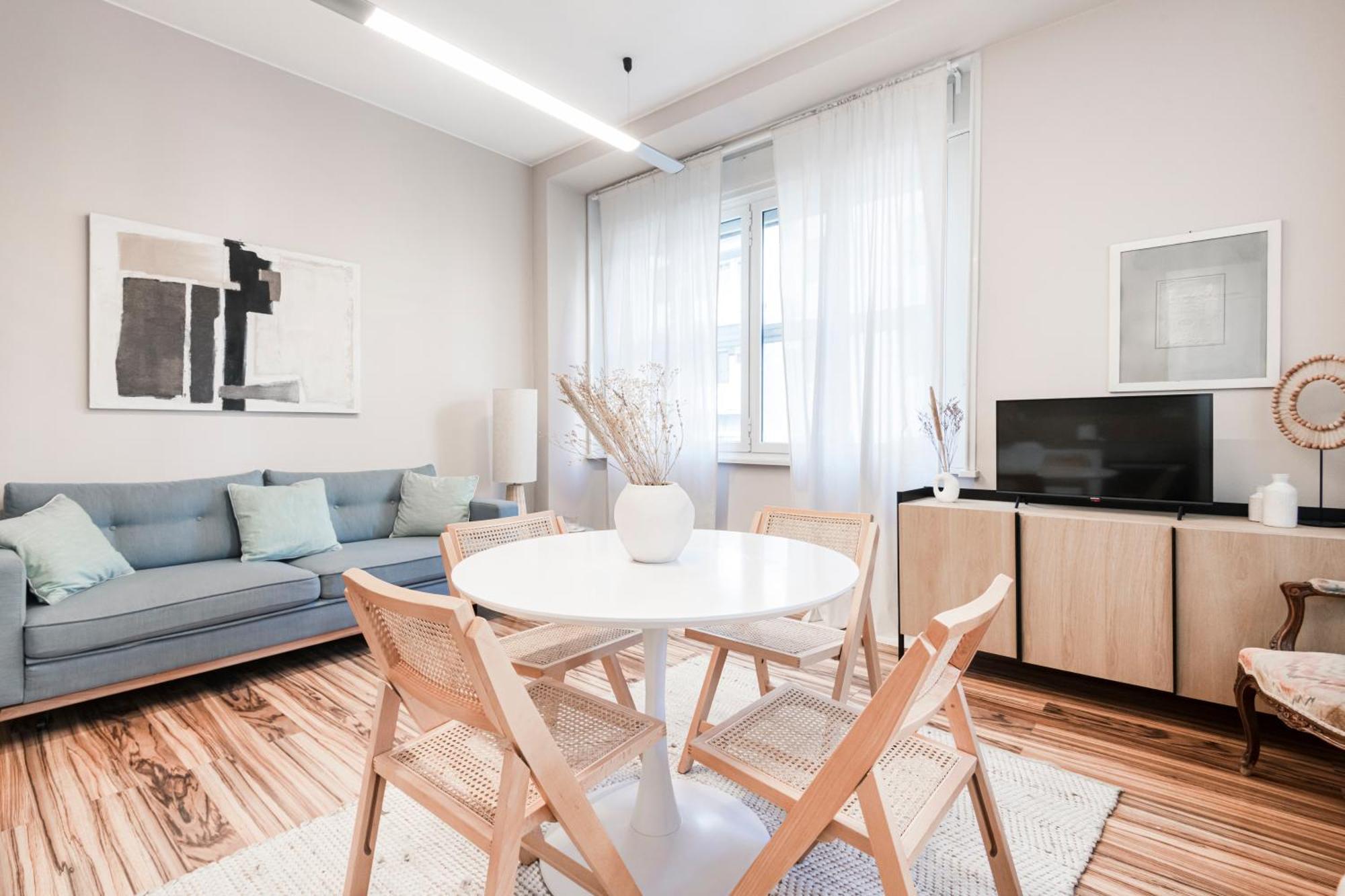 Easylife - Elegant 3 Mins From Duomo Apartment