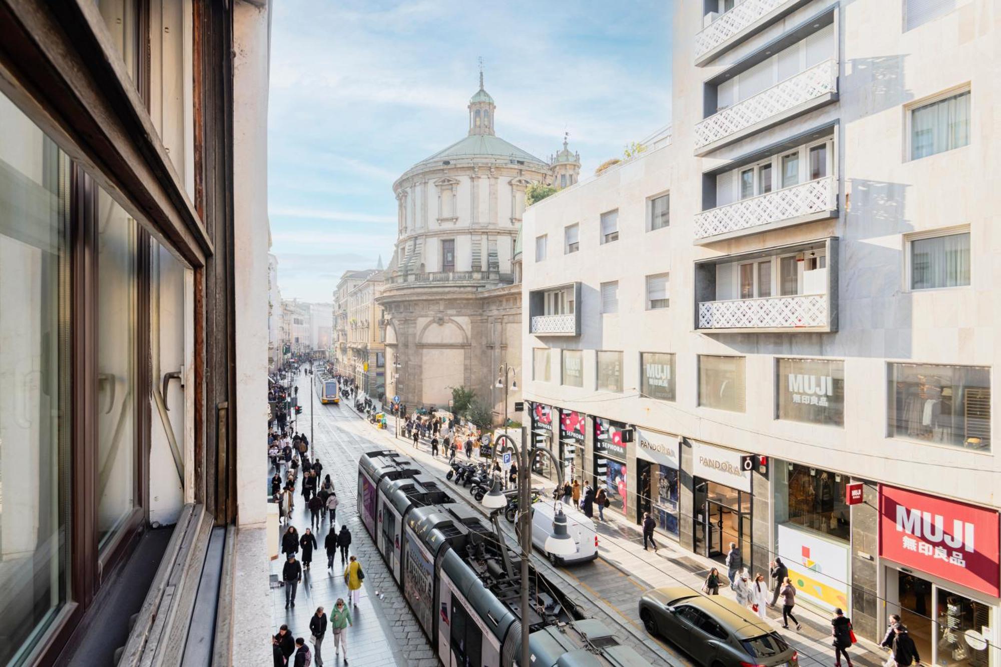 Easylife - Elegant 3 Mins From Duomo Apartment
