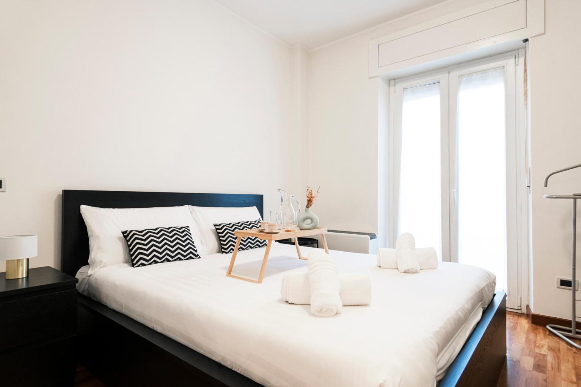 Apartment Easylife - Pearl With Balcony On Ticinese District Milan