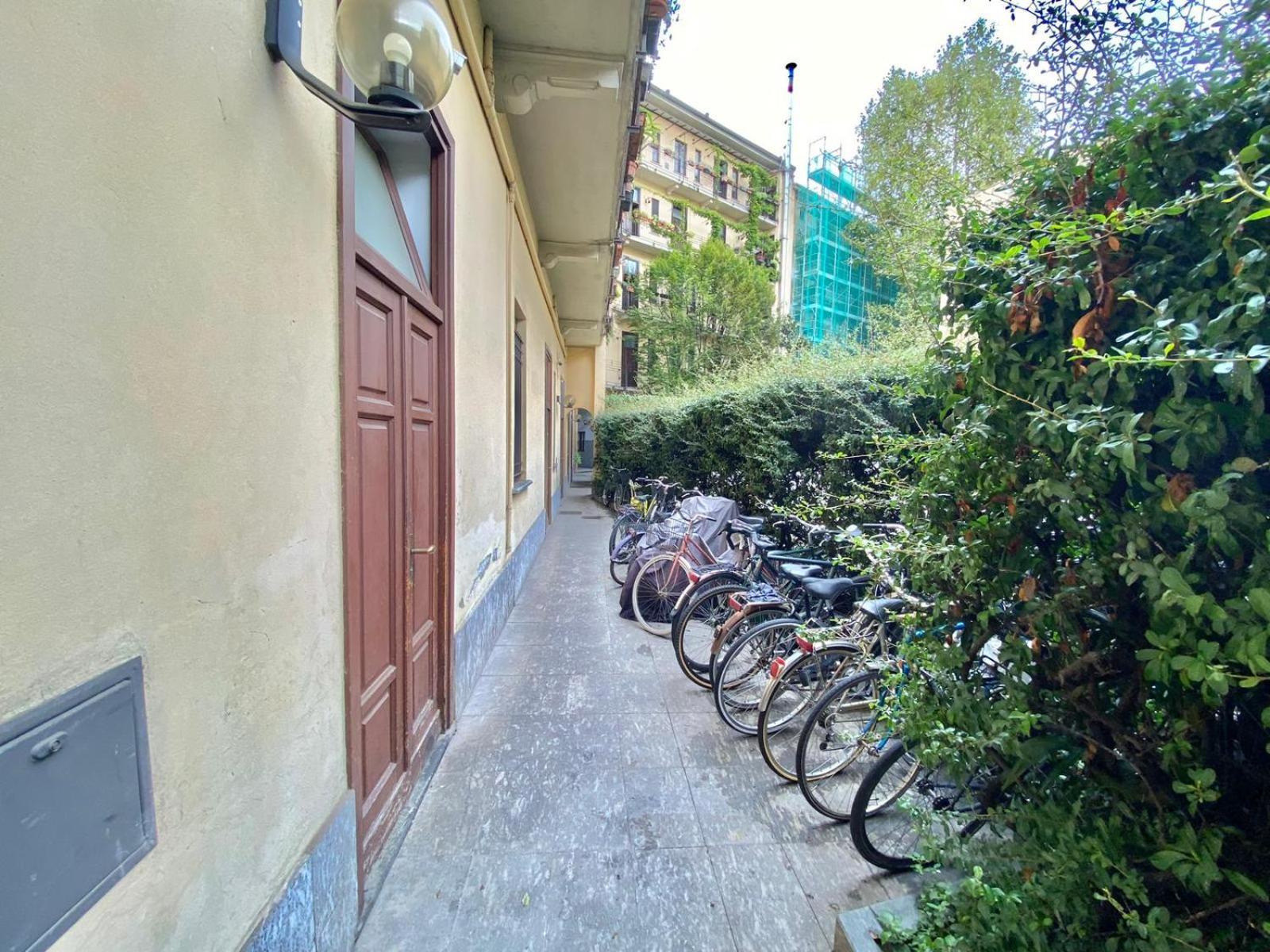 Apartamento Grazioso Nel Cuore Del Tran Tran Di Milano, Perfetto Per Amici E Famiglie, Vicino A Metropolitana *