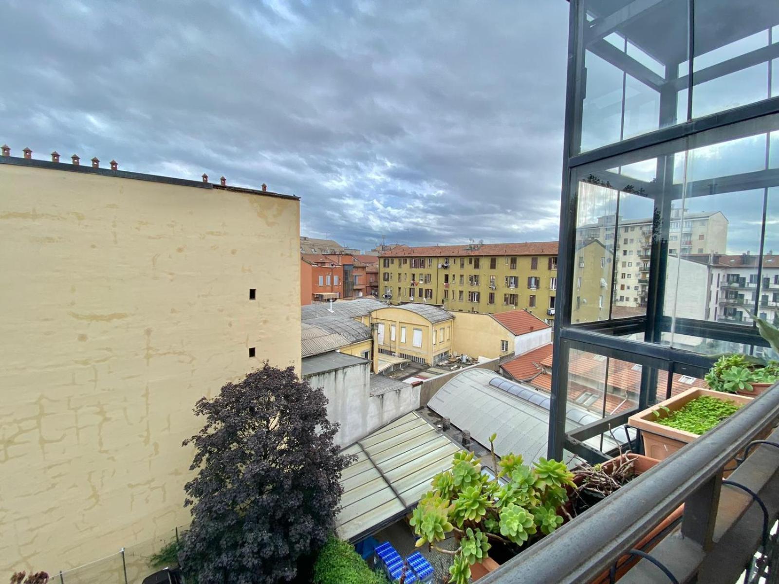 Grazioso Nel Cuore Del Tran Tran Di Milano, Perfetto Per Amici E Famiglie, Vicino A Metropolitana Apartment Mailand