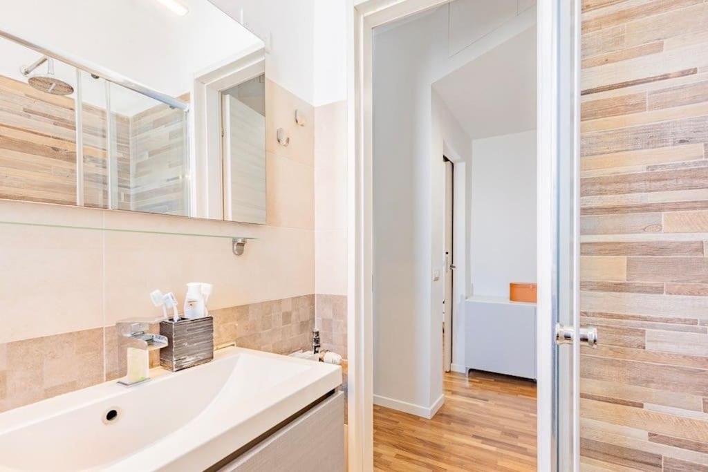 Apartment Navigli Duomo Bocconi Modern House Double-room