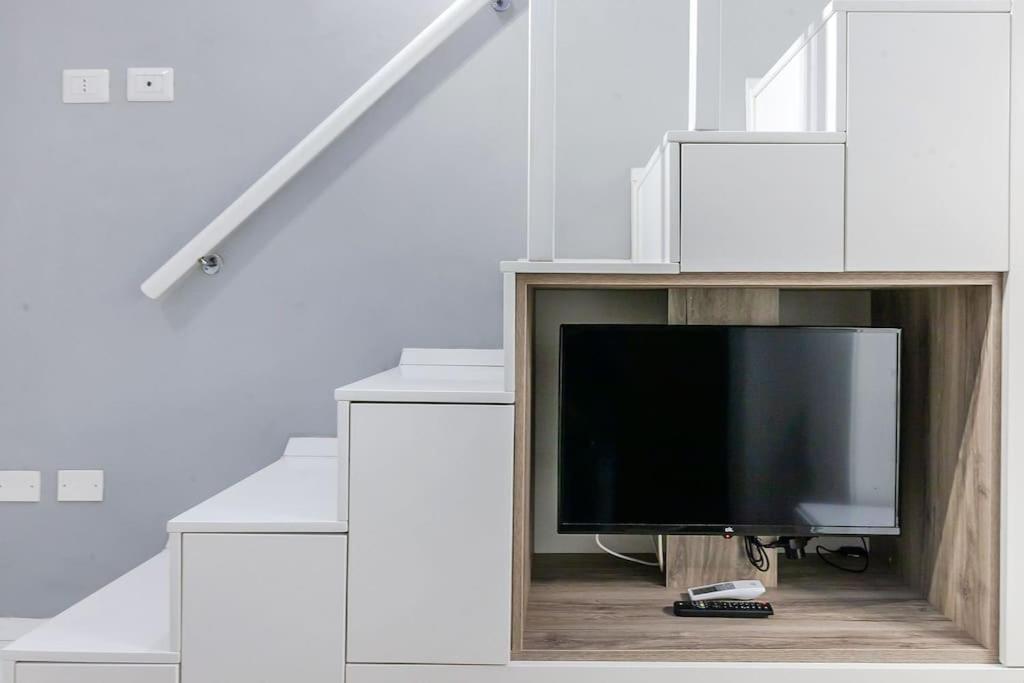 Elegante Pied-a-terre Stile & Comodita A Apartment