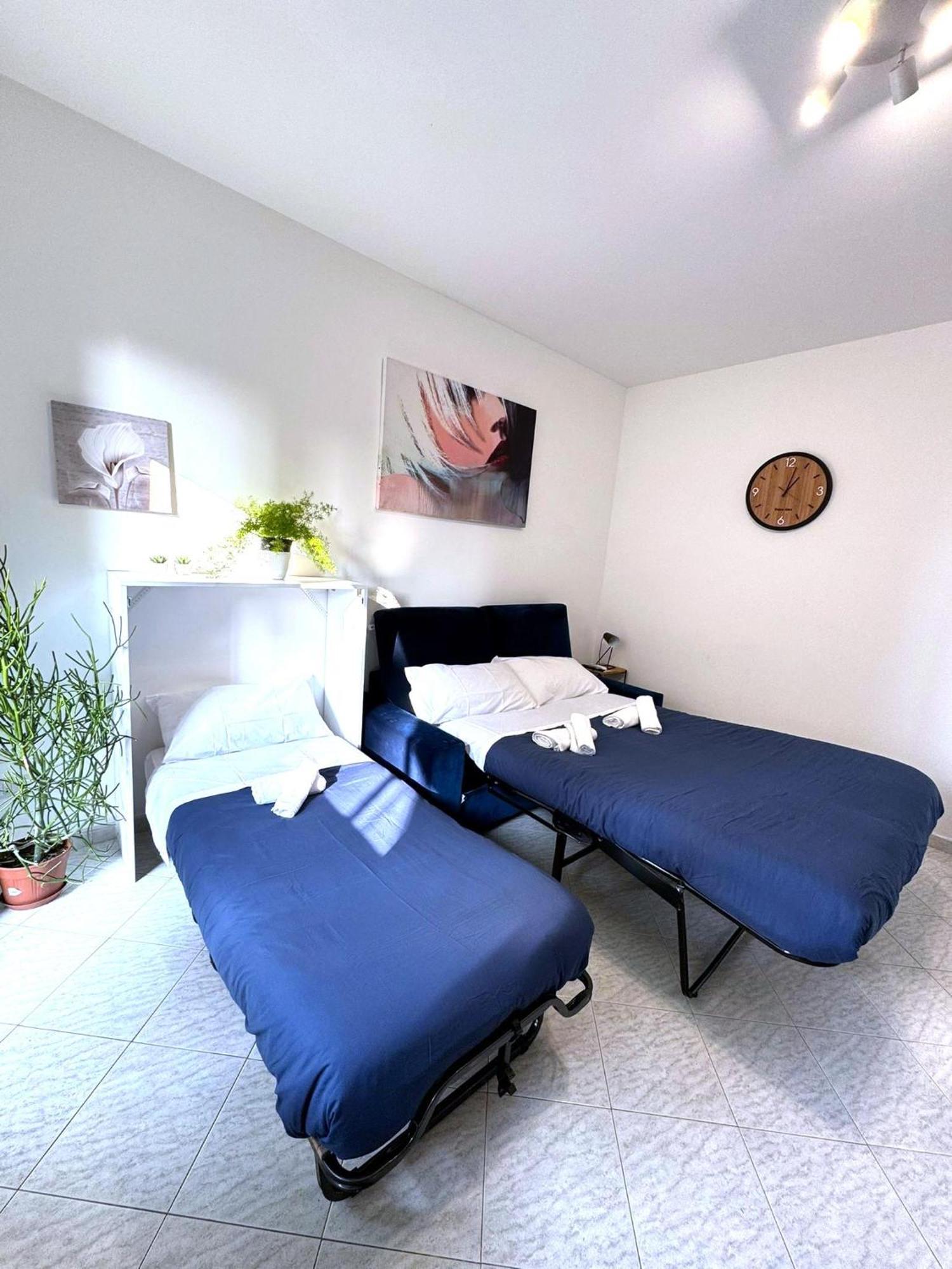Apartment Dreams Little - M5 Station - Near Center *