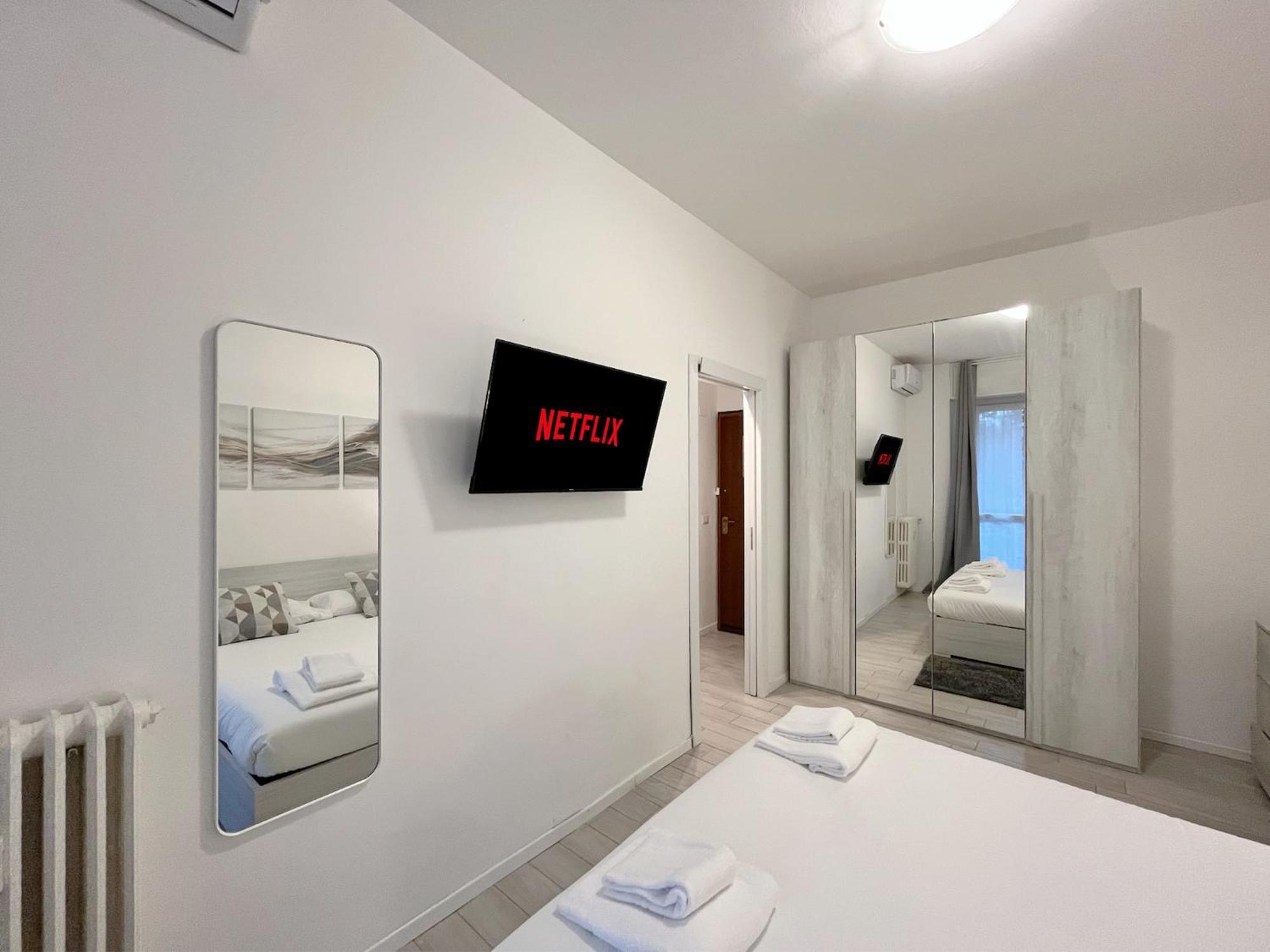 Apartment 20 Min Duomo - Modern