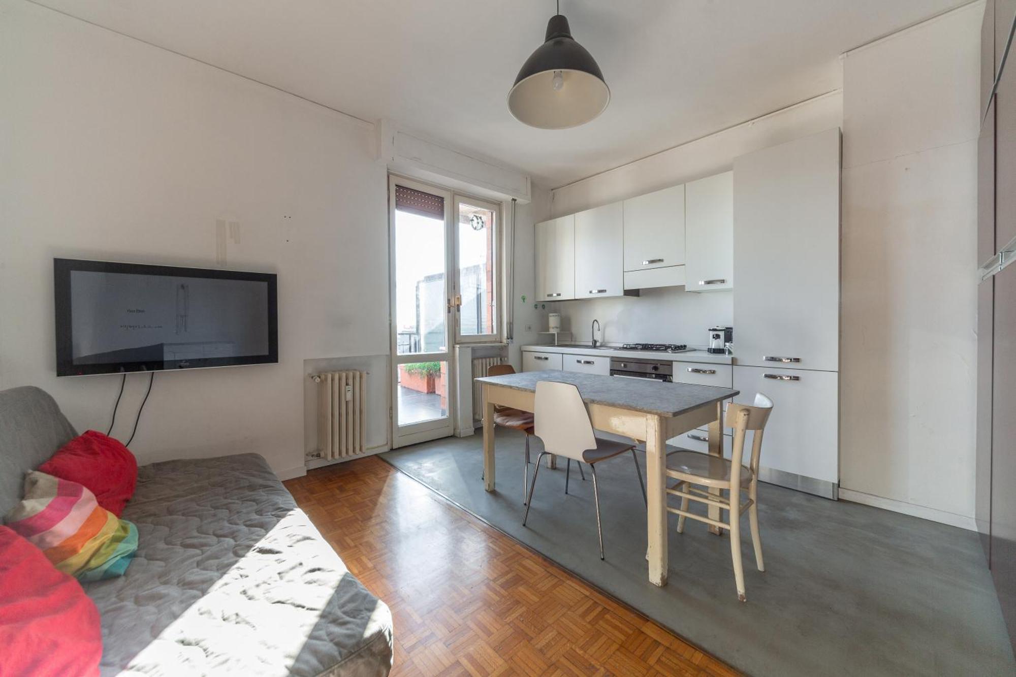 Attico 8vo Piano - Citta Studi - 8 Posti Letto *