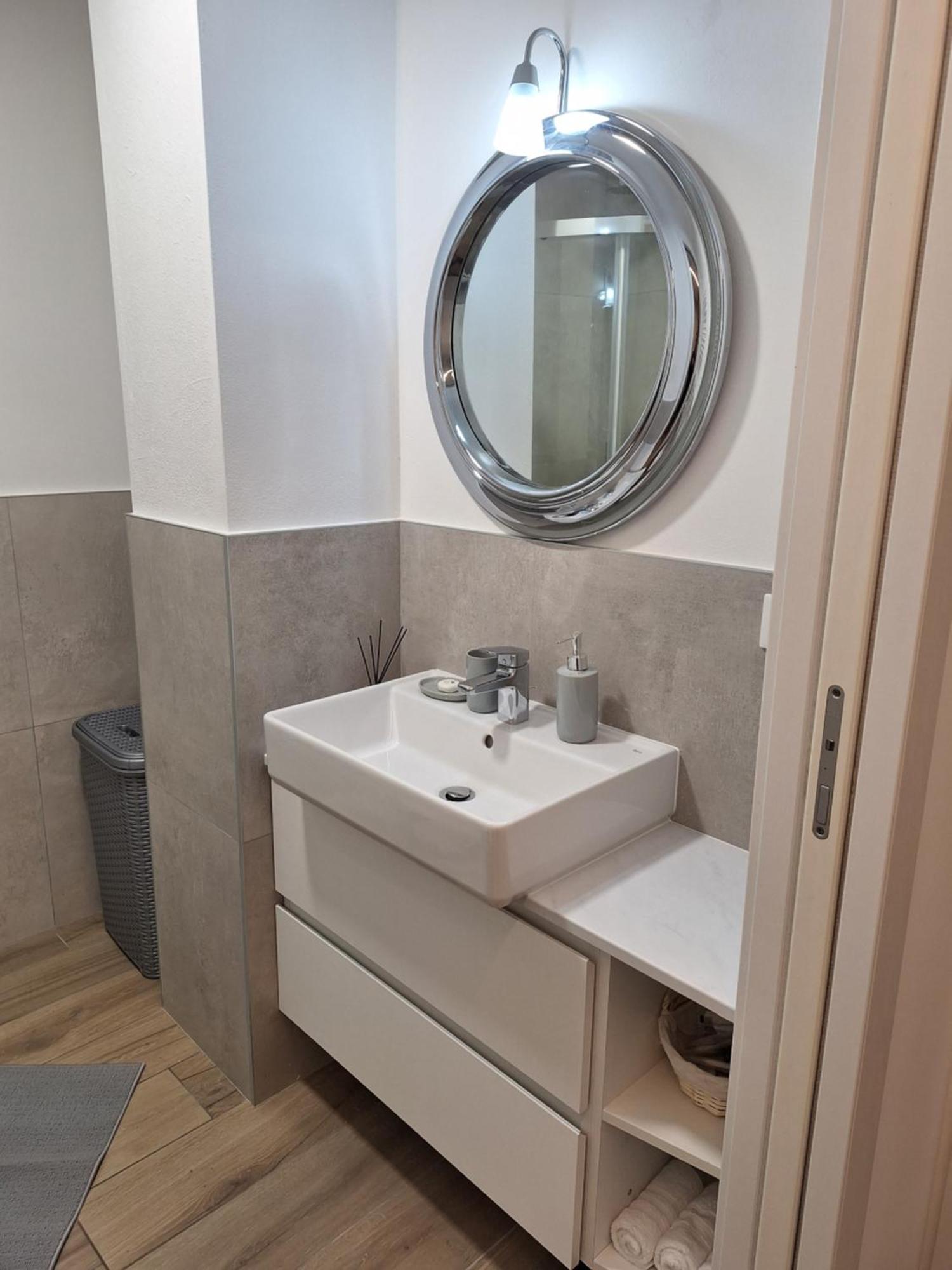 Apartment Palmanova Bilocale In Affitto Breve Mailand