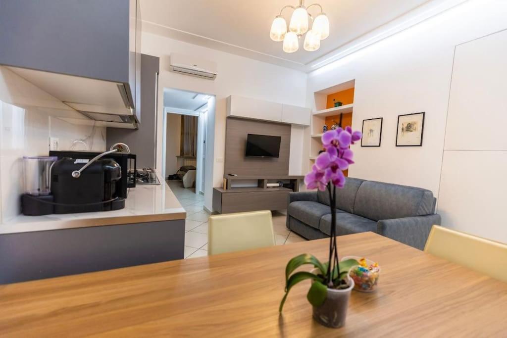 Apartment Atene Bilocale In Affitto Breve Milan