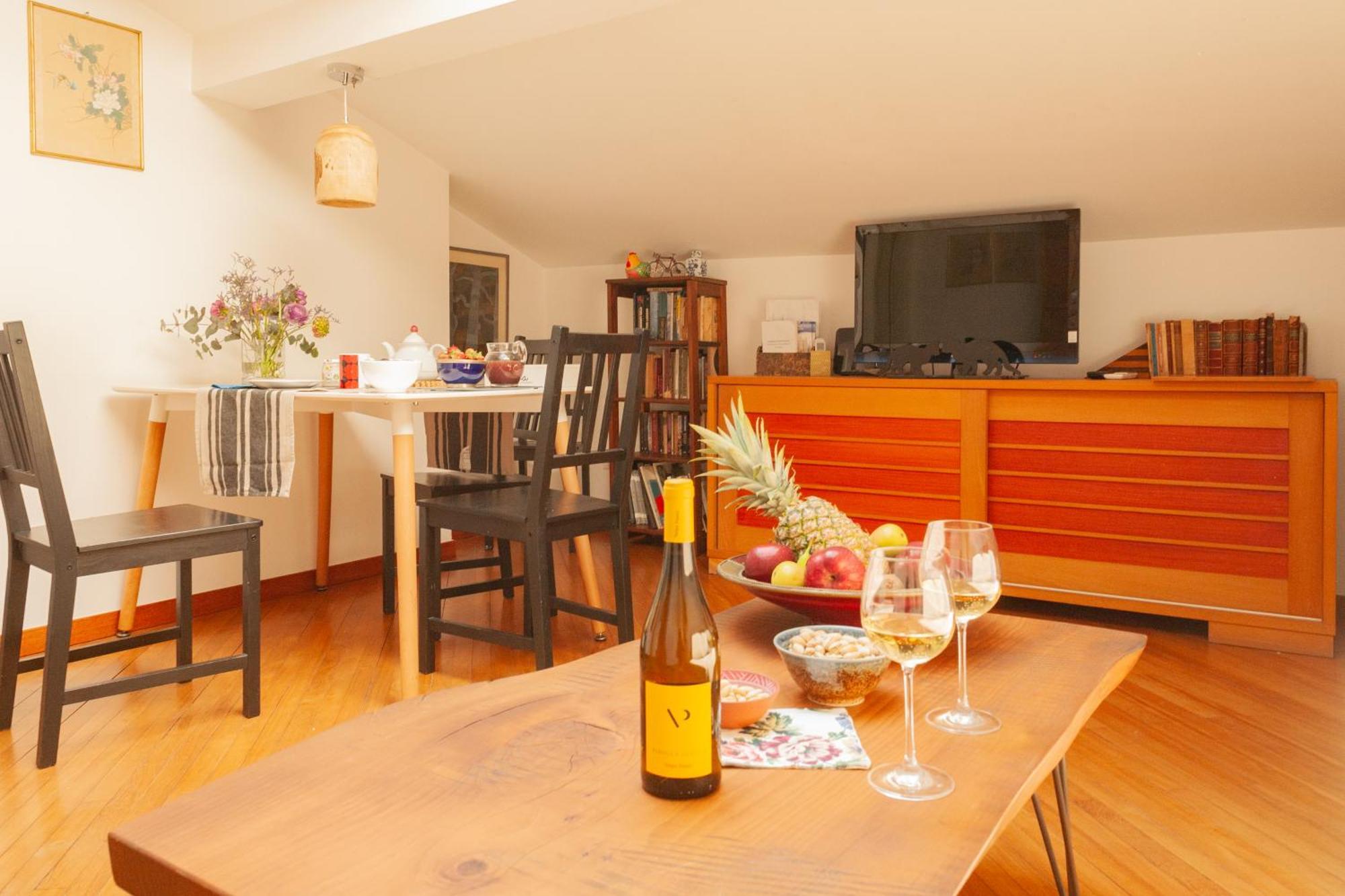 Quite And Lovely Attic - Paolo Sarpi 8 - Location * Mailand
