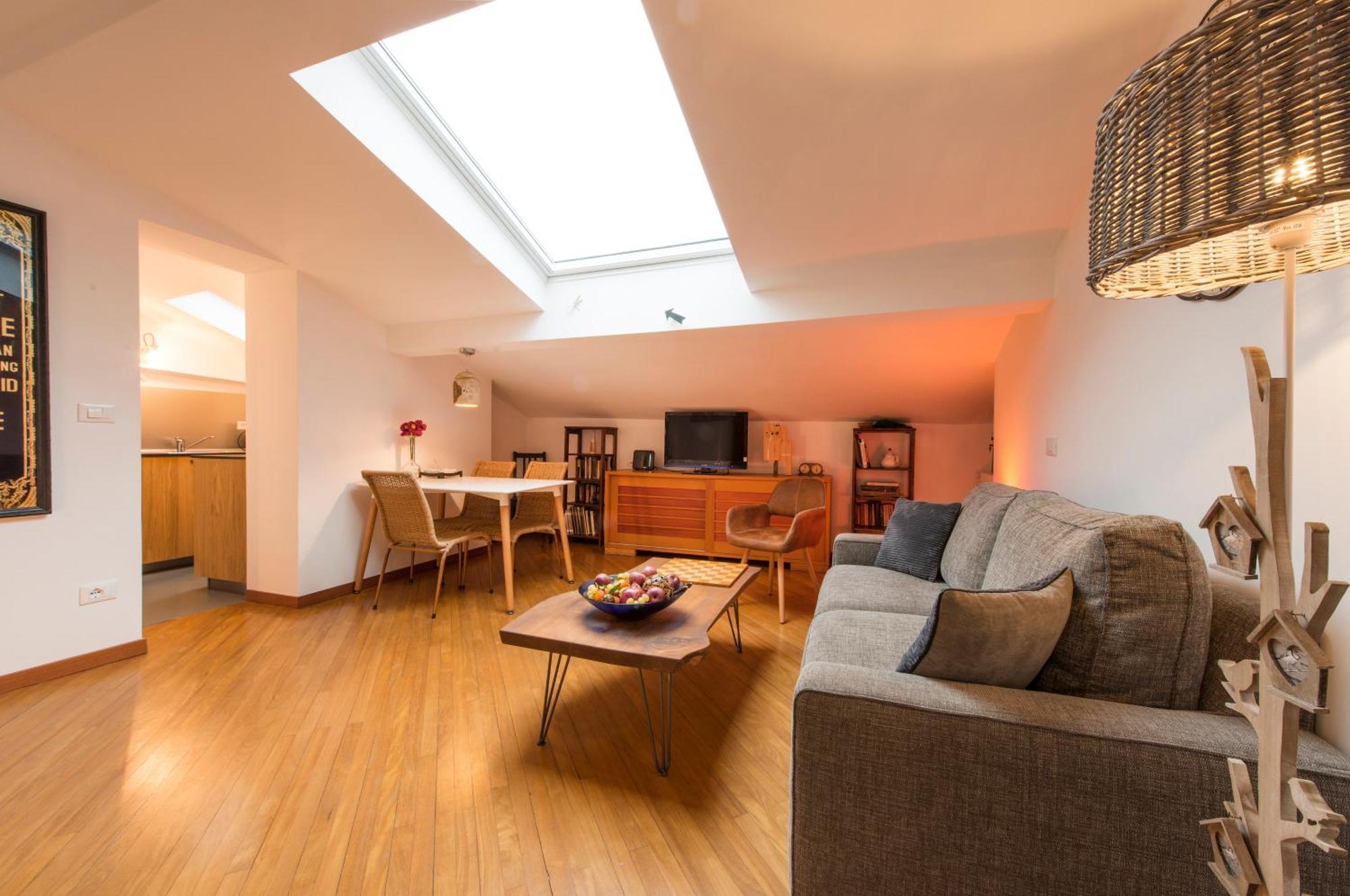 Quite And Lovely Attic - Paolo Sarpi 8 - Location * Mailand