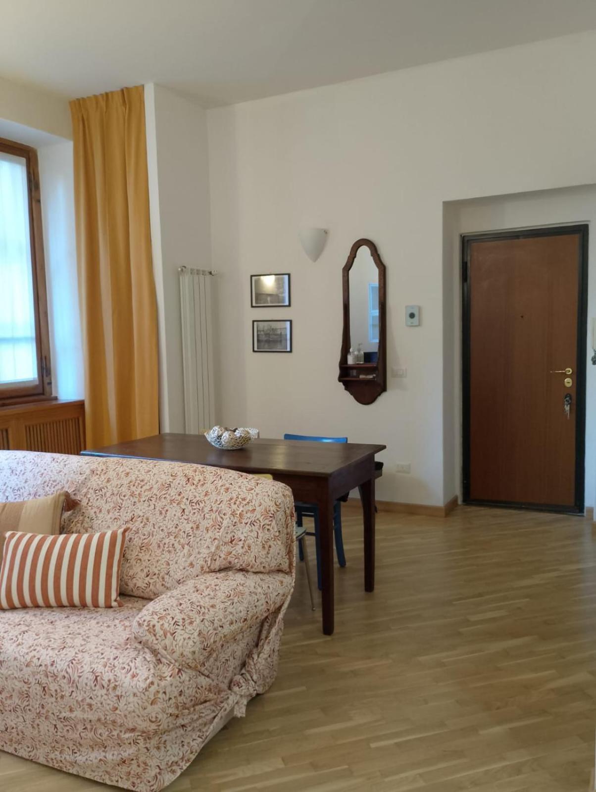 In The Center Apartment Milan