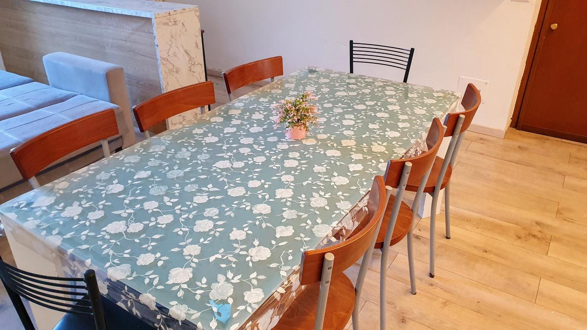 Your Spacious & Lovely -4 Queen Bed- Apartment Milan