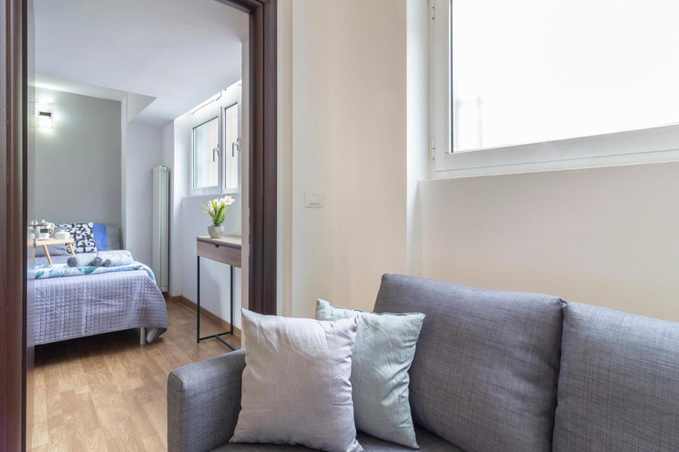 Luxloft Bocconi - 2 Bathrooms - Free Parking Apartment *