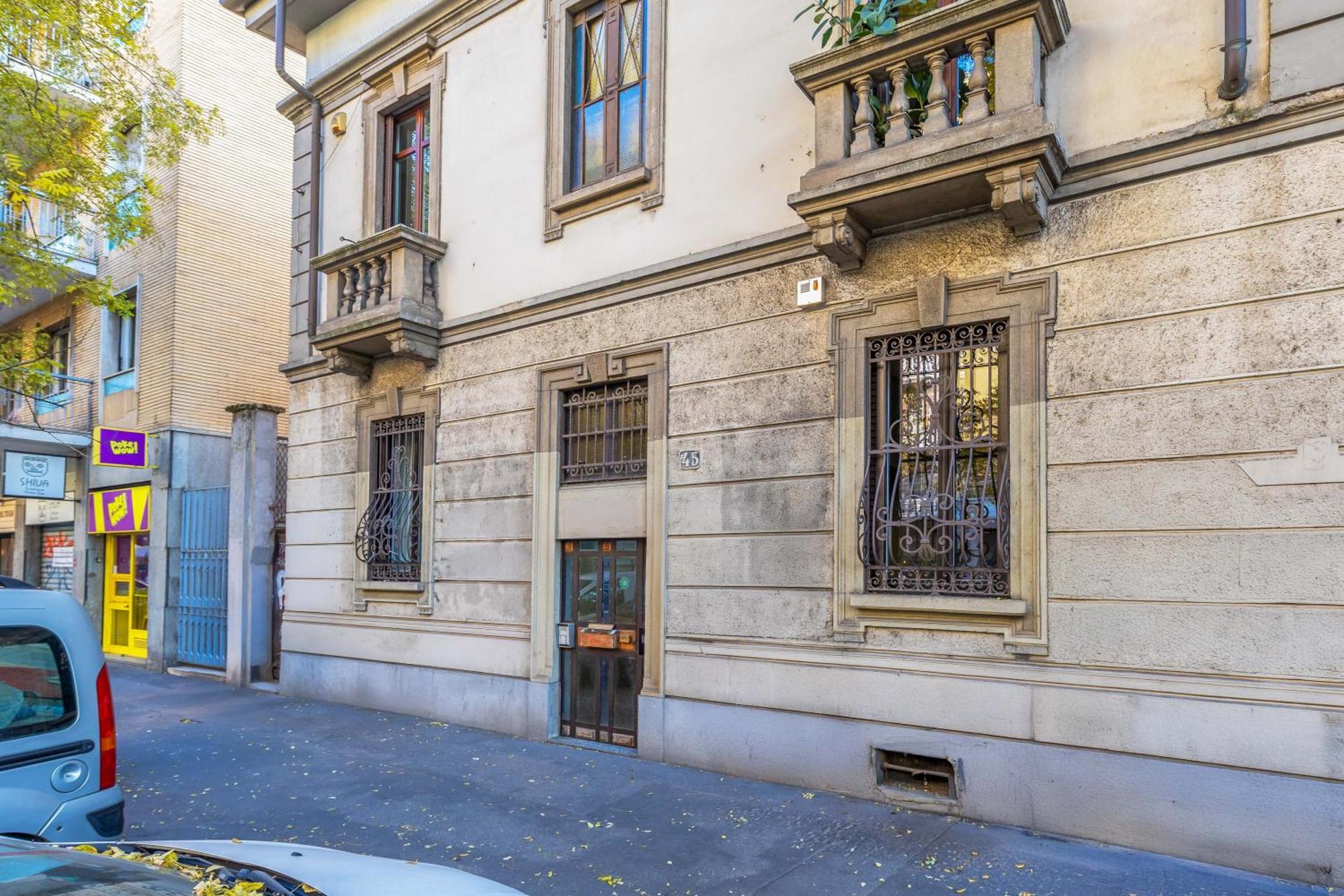 Solari Apartment, In Design Area, Near Tortona District, Apartment