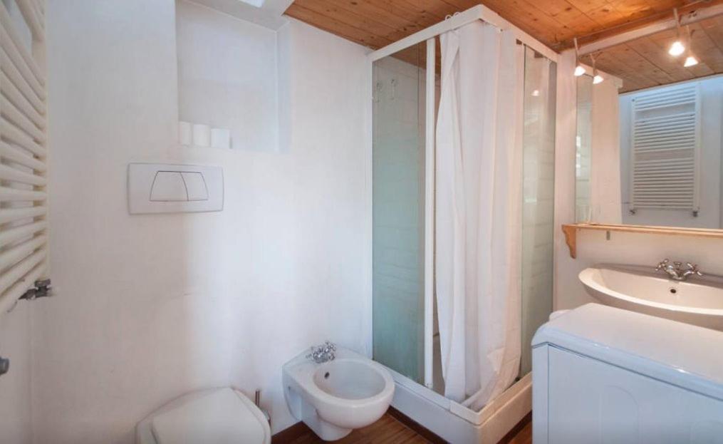 Dhomes - And - Duomo Delight, Terrace Apartment Mailand