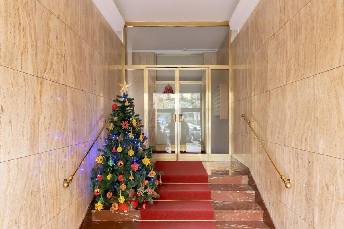 I San Siro I Steps To Metro, Ac & Free Wifi Apartment